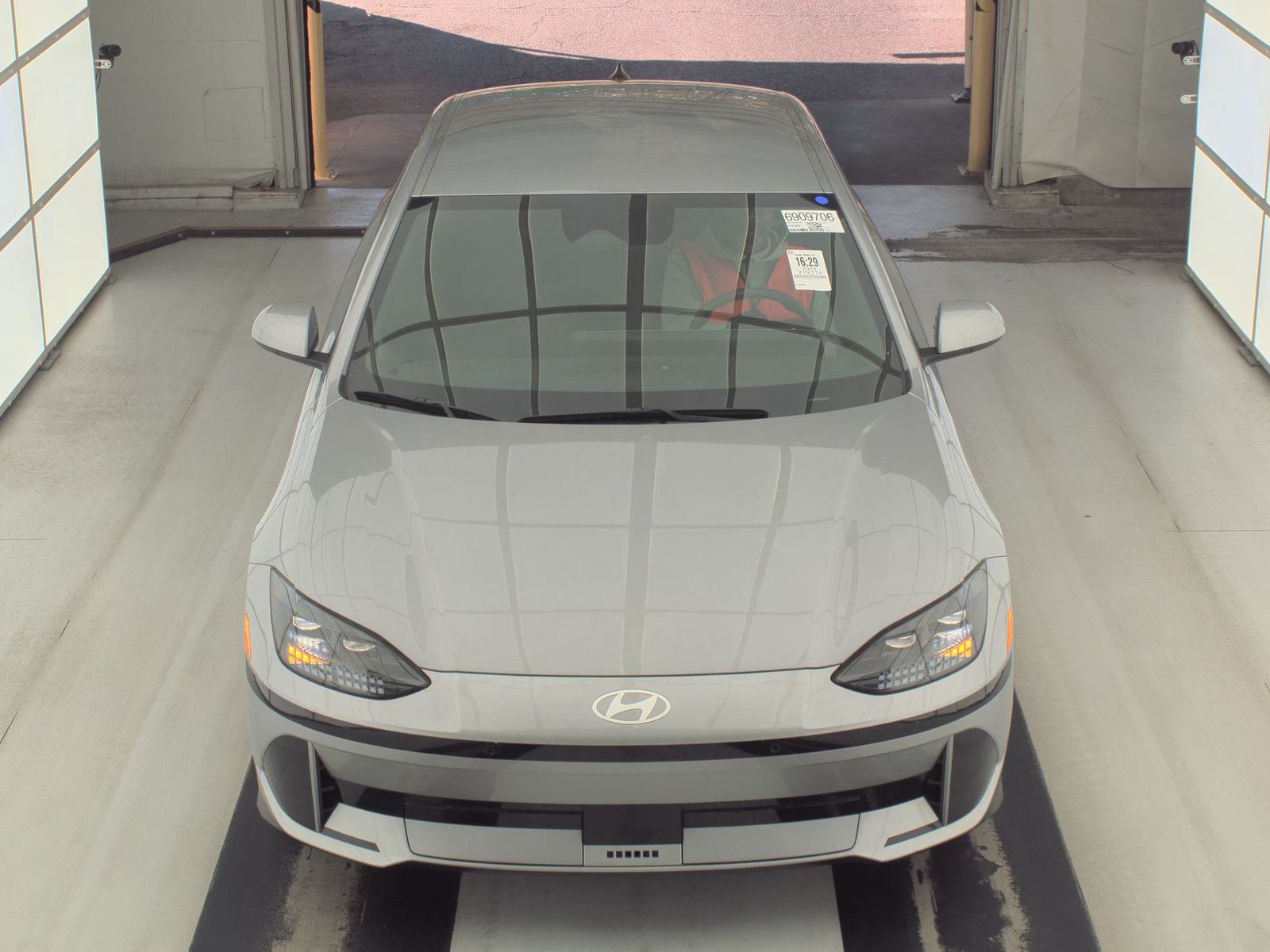 HYUNDAI SE - 3