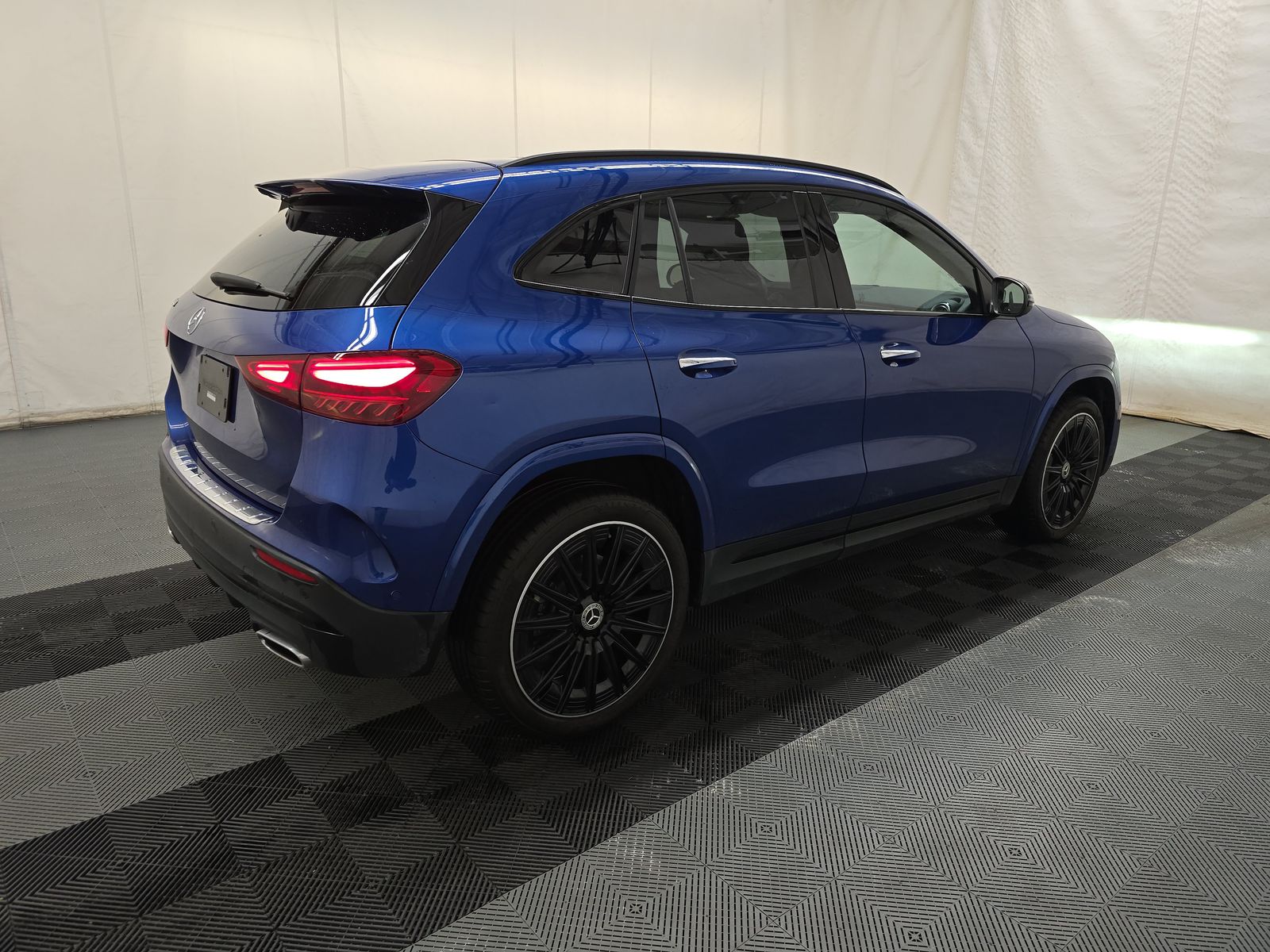 MERCEDES-BENZ GLA-CLASS - 5