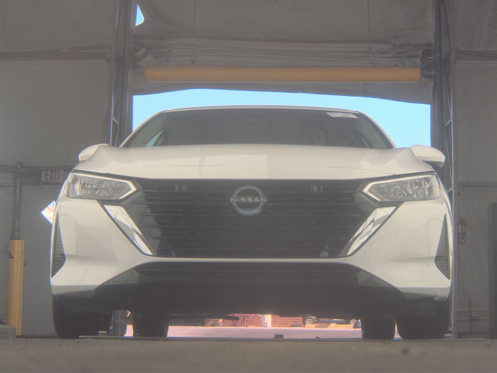 NISSAN SENTRA - 4