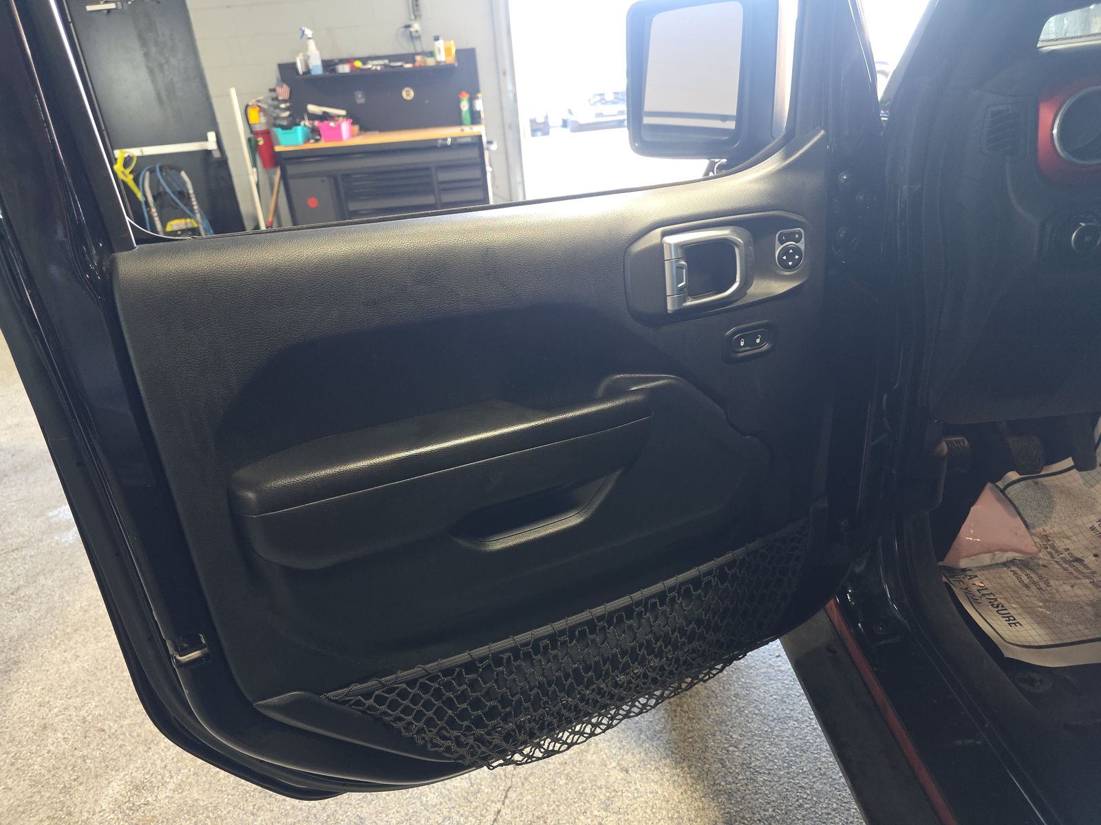 JEEP UNLIMITED RUBICON - 10