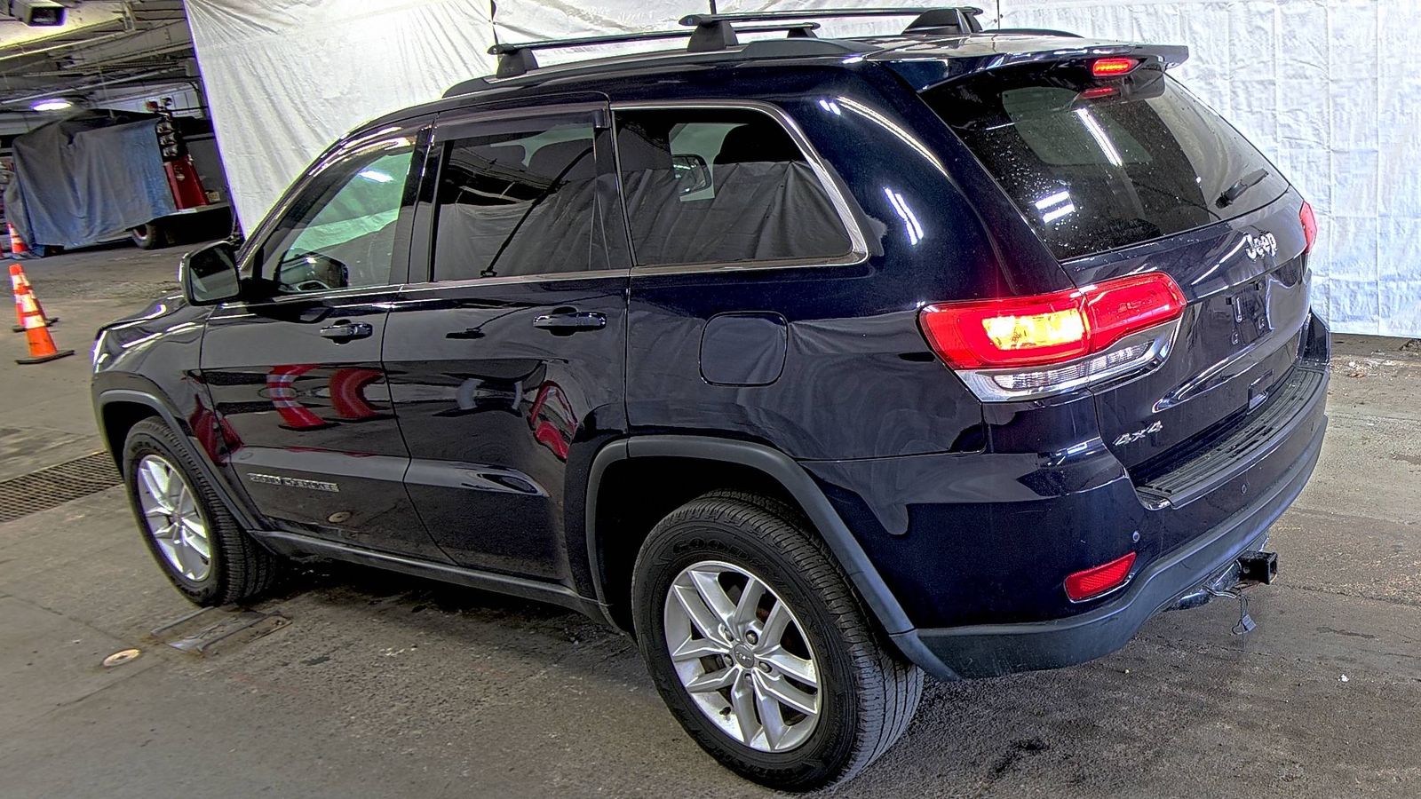 JEEP LAREDO - 7