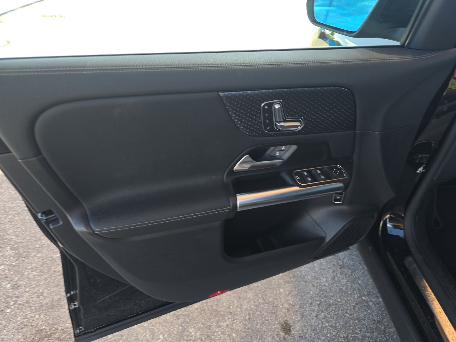 MERCEDES-BENZ GLA-CLASS - 10