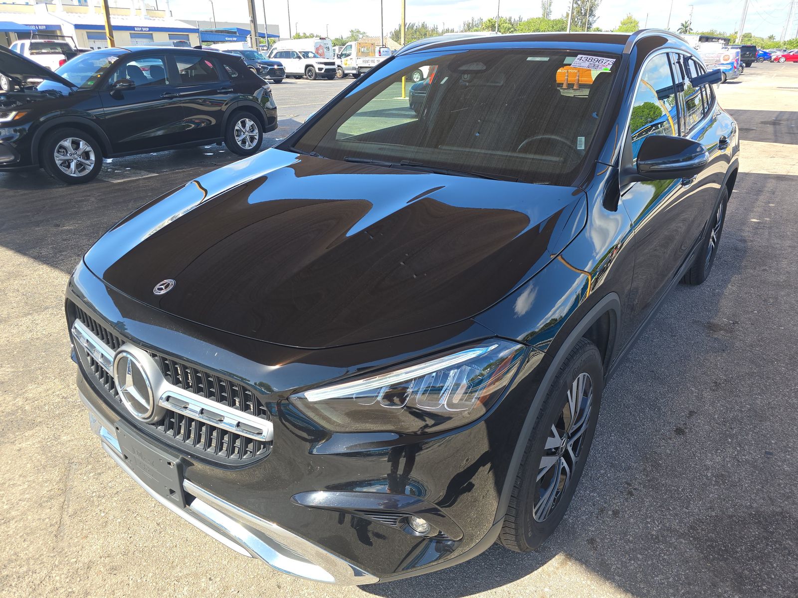 MERCEDES-BENZ GLA-CLASS - 1