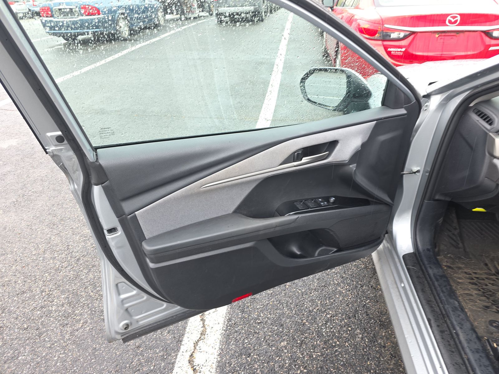 TOYOTA CAMRY - 10