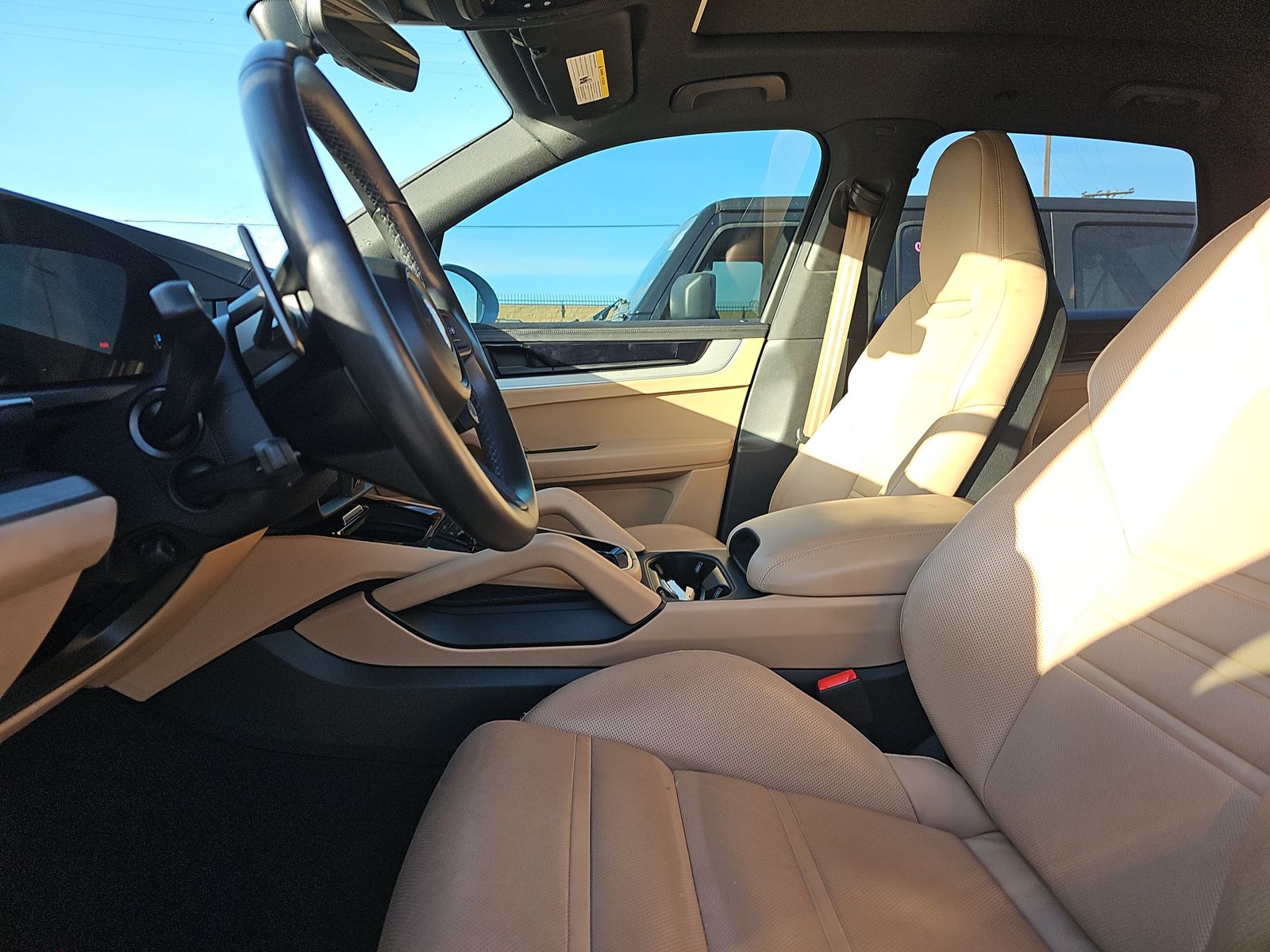 PORSCHE CAYENNE - 8
