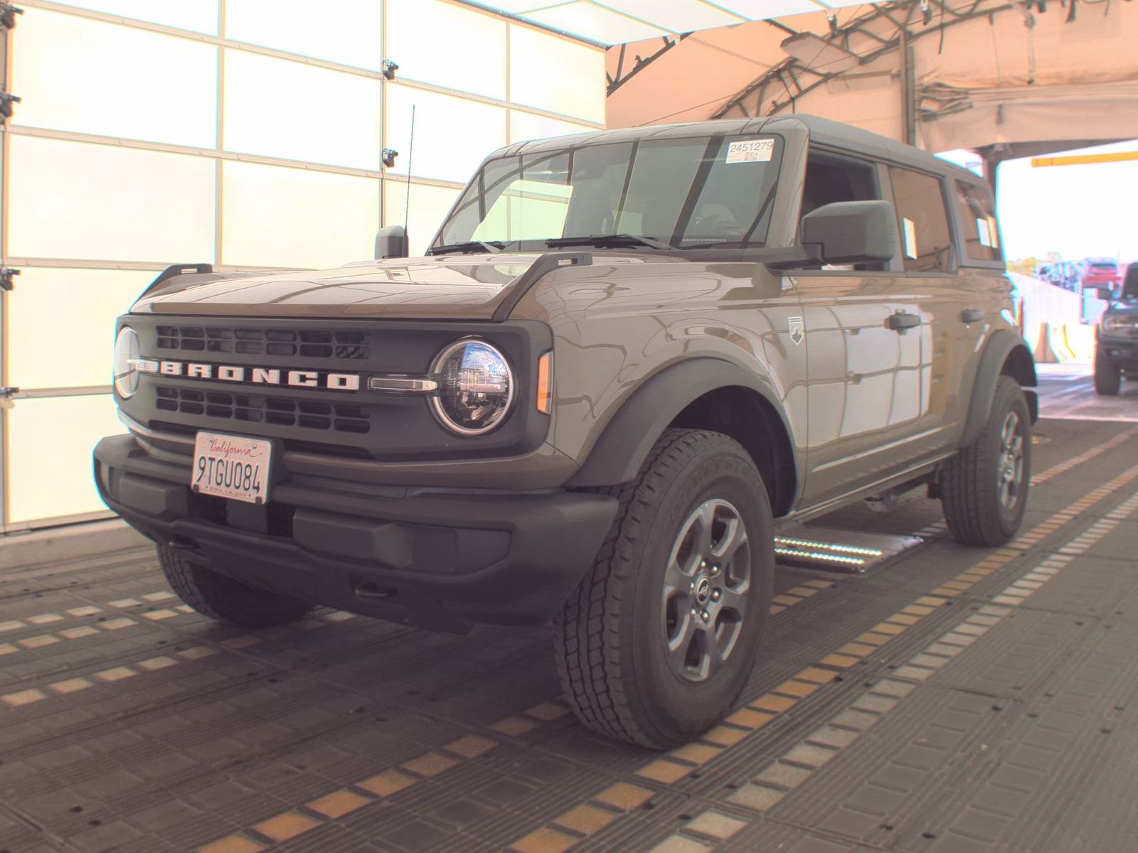 FORD BRONCO - 1