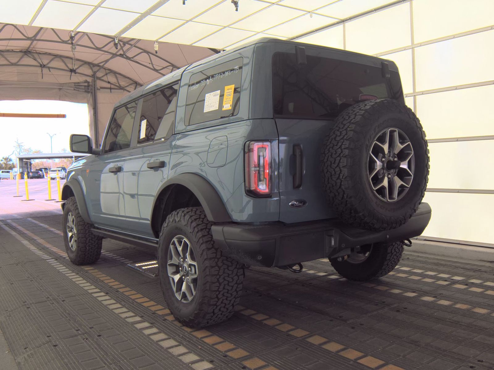 FORD BRONCO - 9