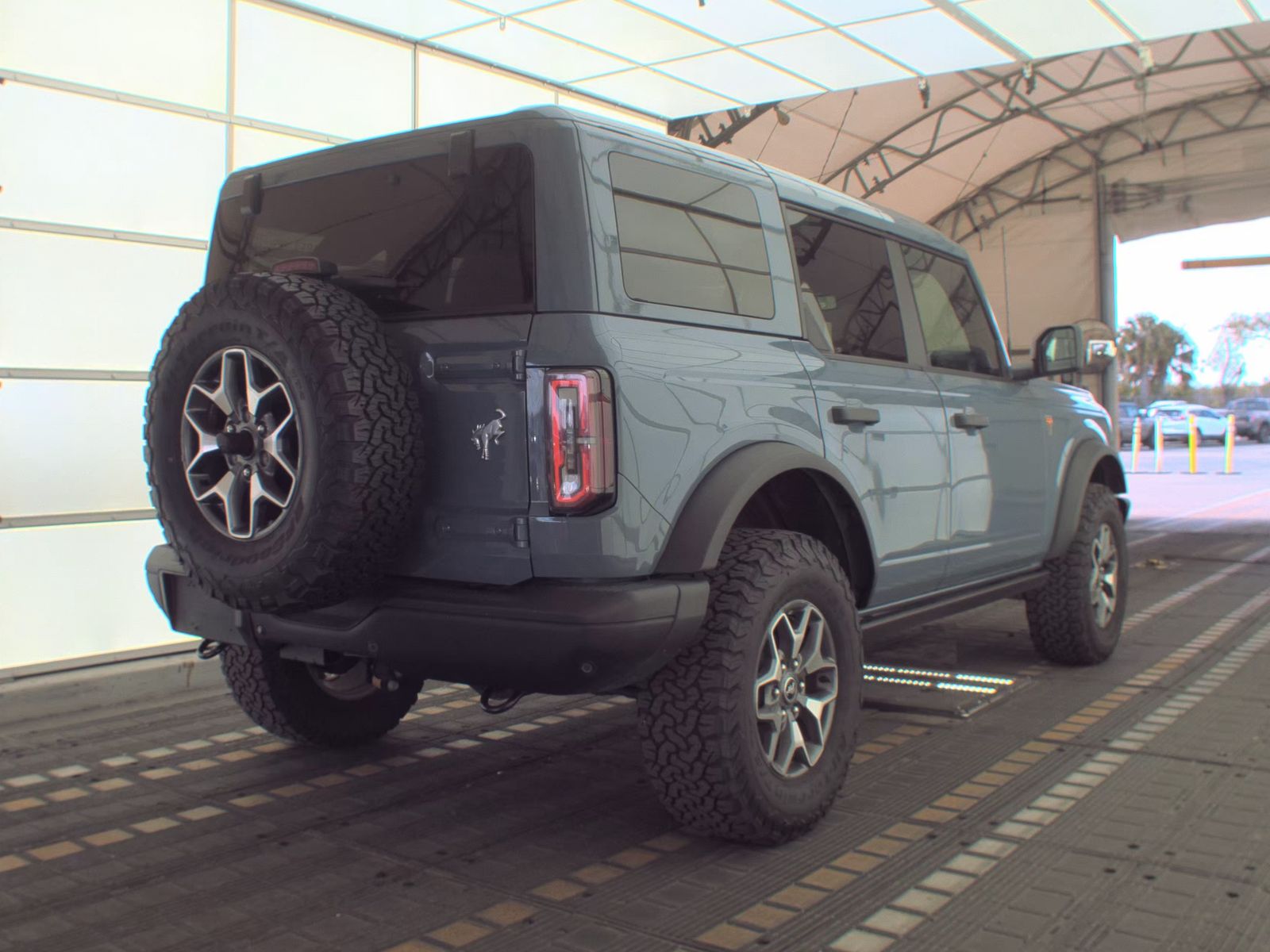 FORD BRONCO - 6