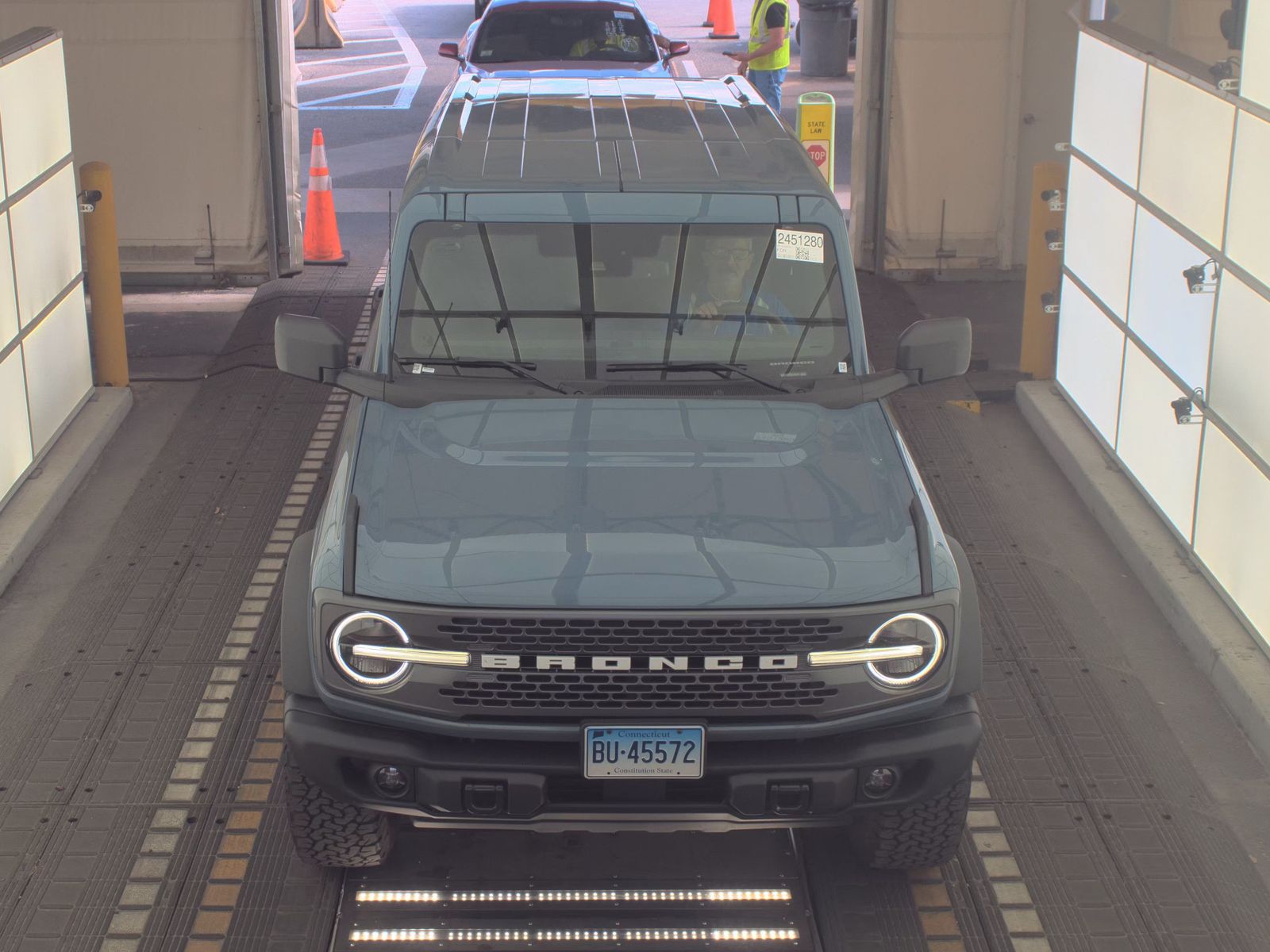 FORD BRONCO - 3