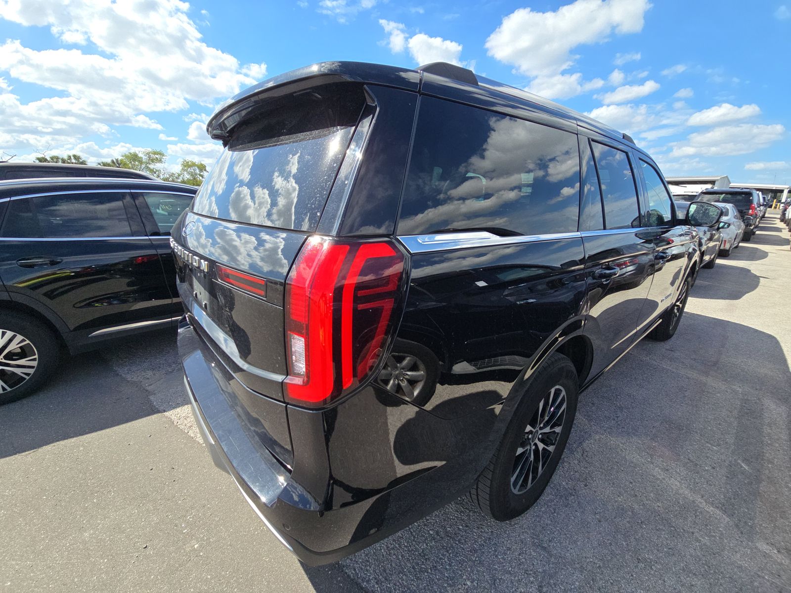 FORD EXPEDITION - 5