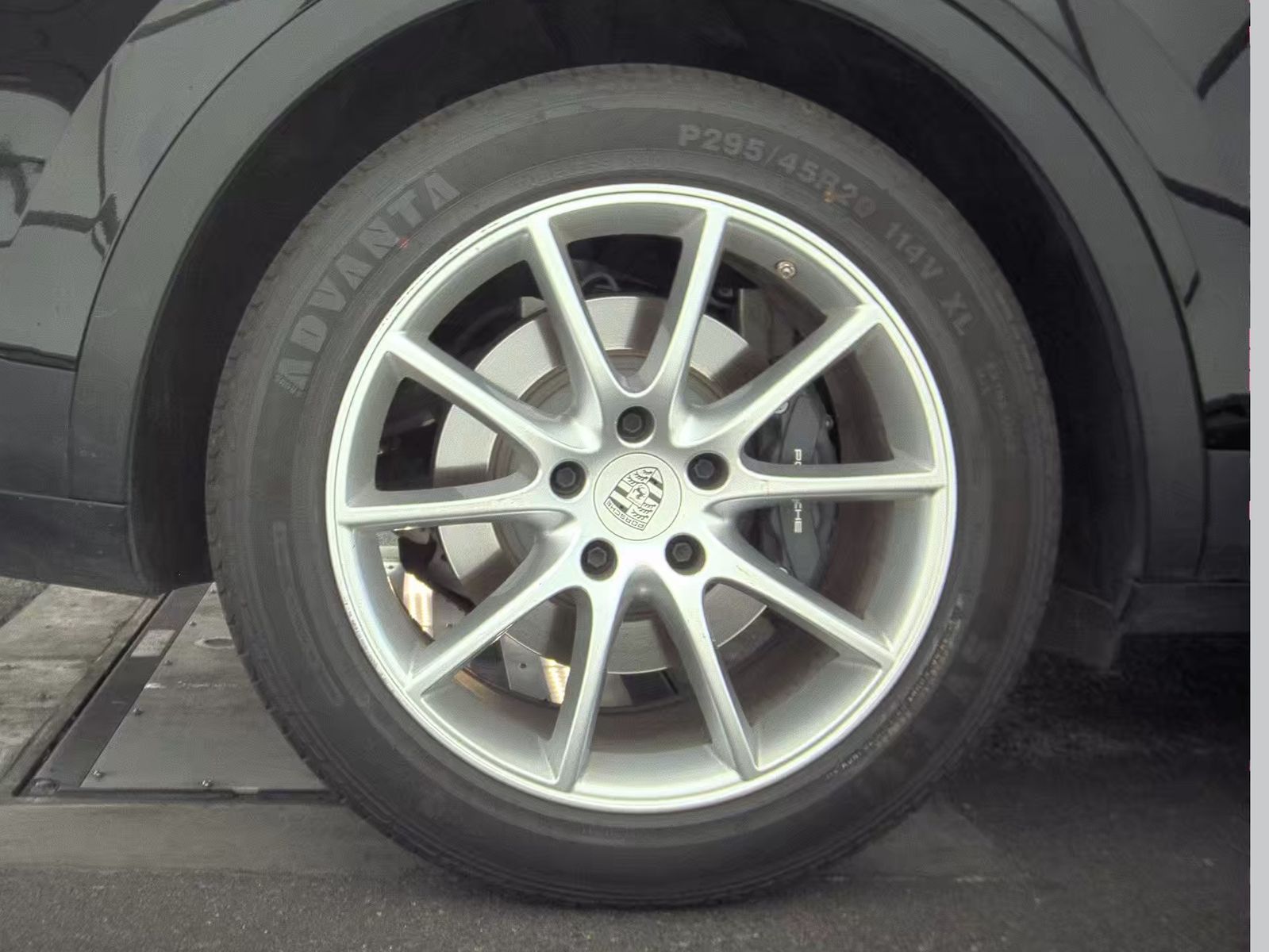 2024 Porsche Cayenne Base AWD