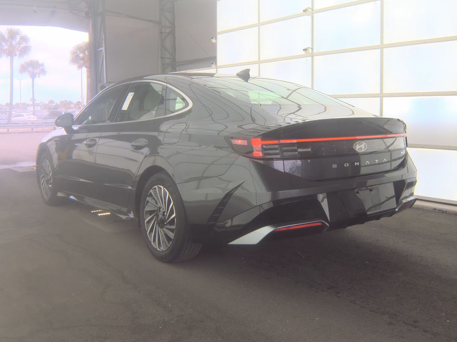 HYUNDAI HYBRID SEL - 9