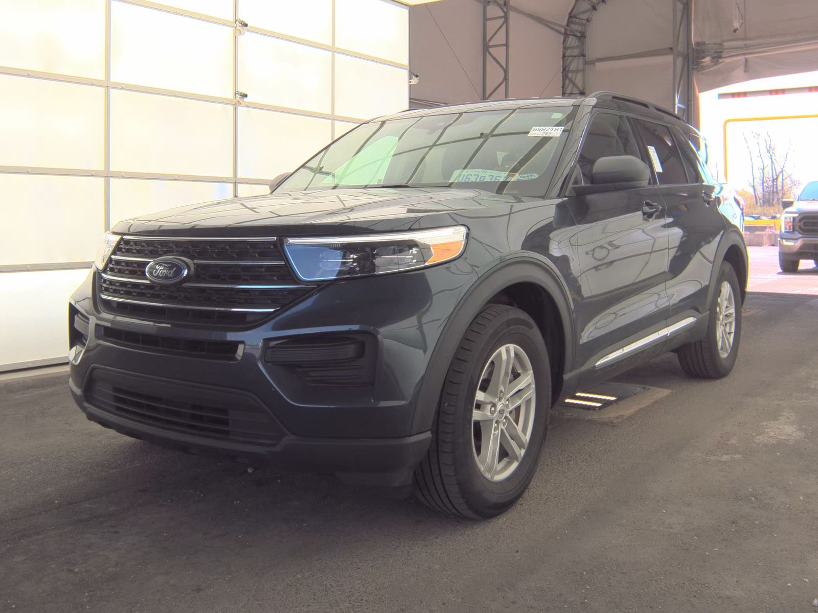 FORD EXPLORER - 1