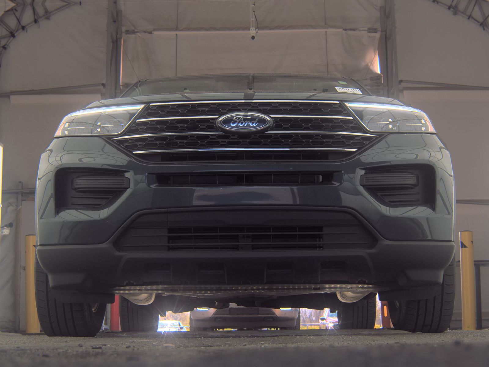 FORD EXPLORER - 4
