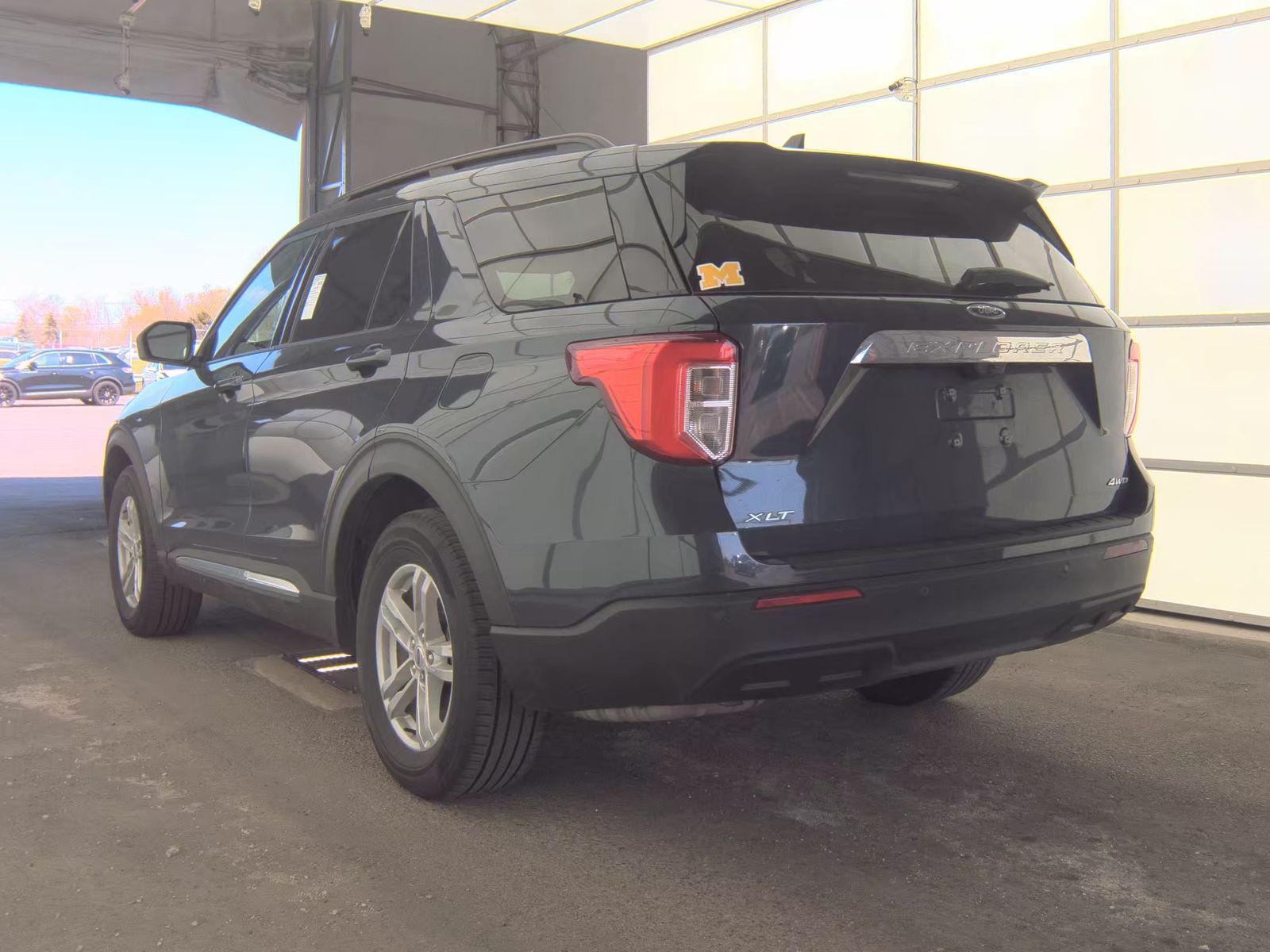 FORD EXPLORER - 9