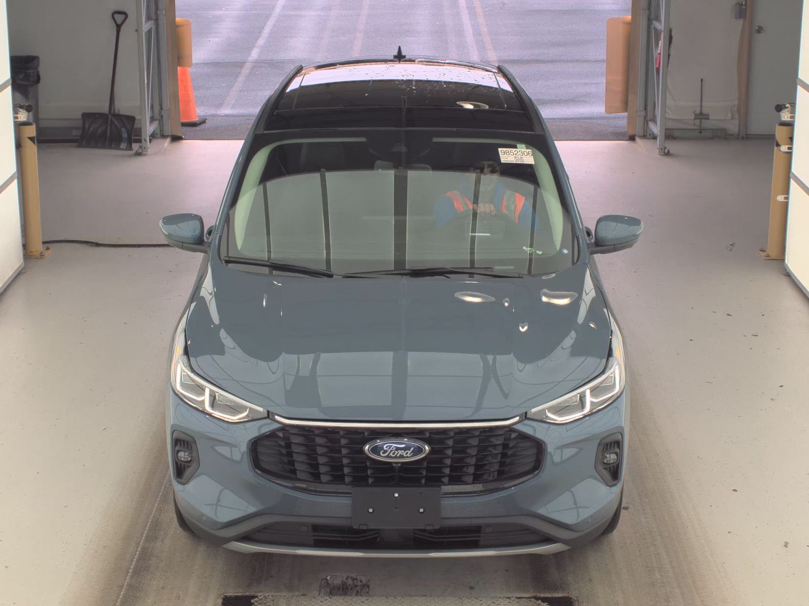 FORD ESCAPE - 3