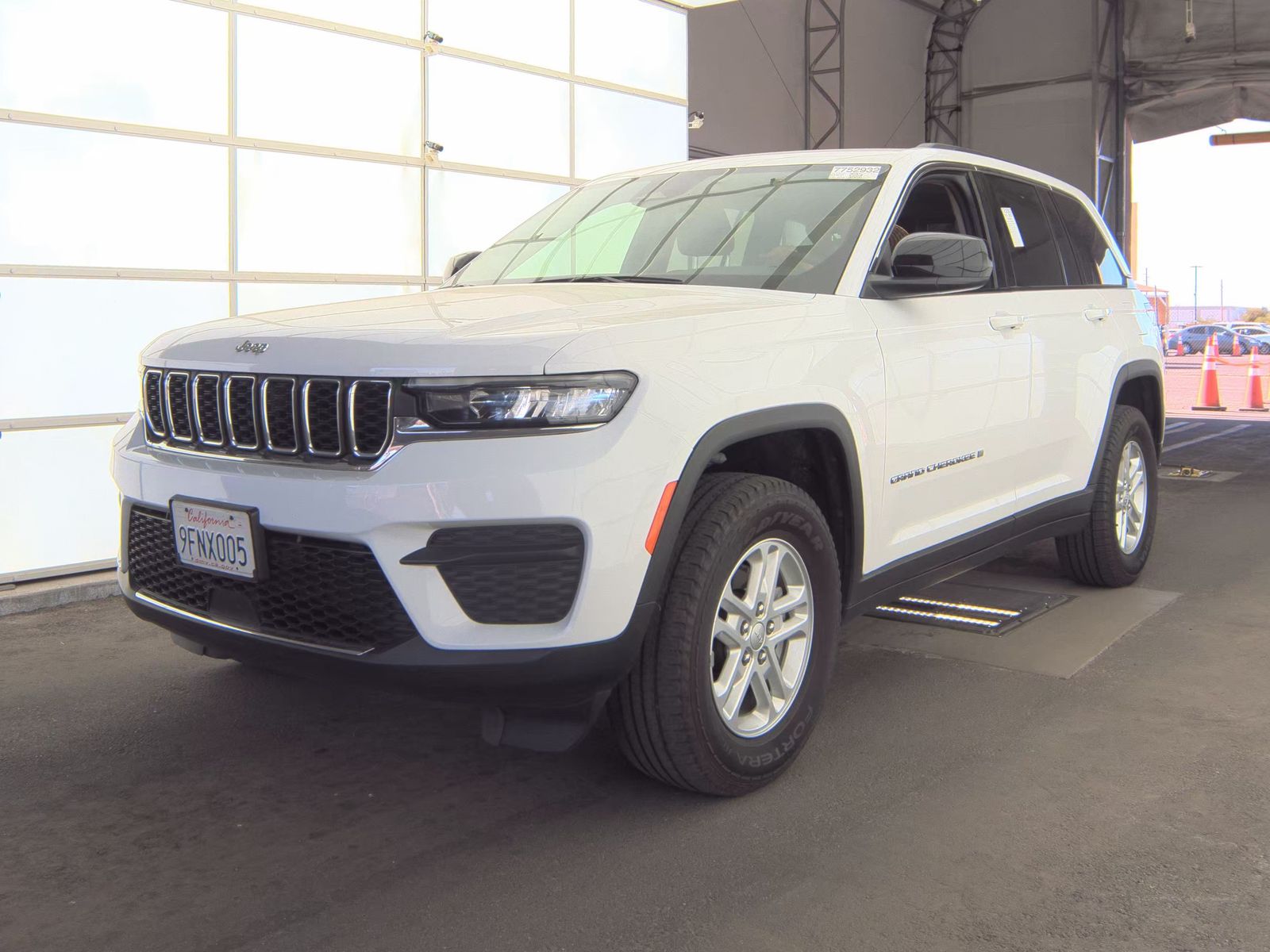 JEEP GRAND CHEROKEE - 1