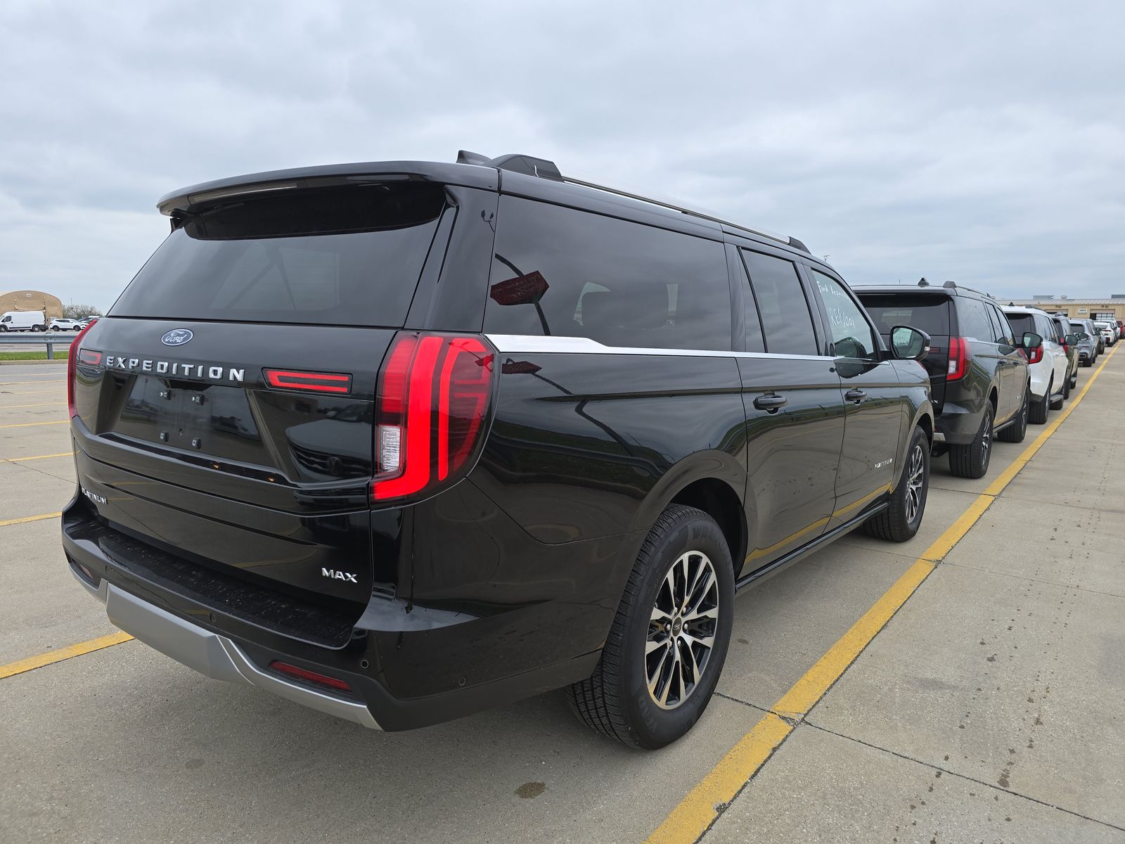 FORD EXPEDITION MAX - 5