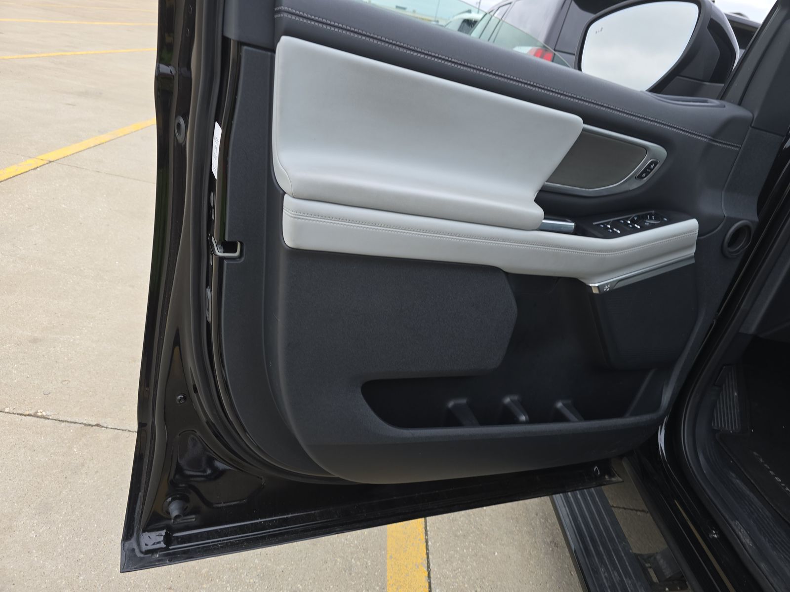 FORD EXPEDITION MAX - 10