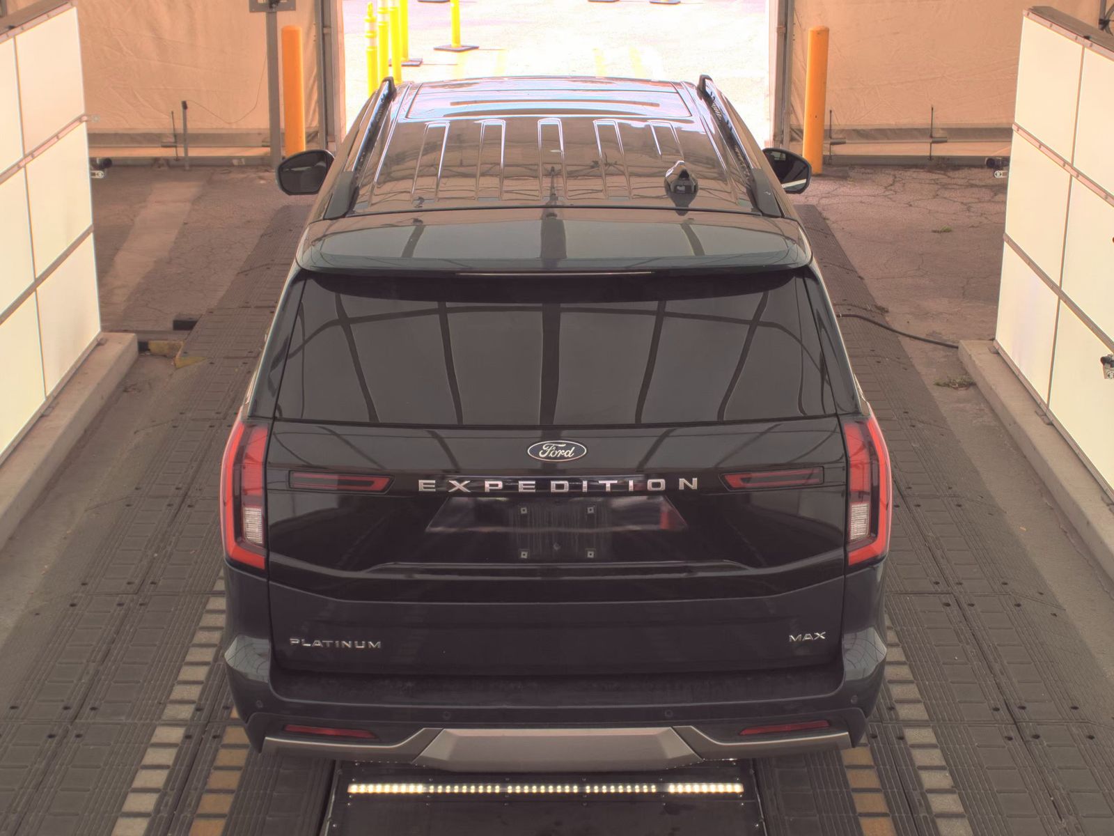 FORD EXPEDITION MAX - 7
