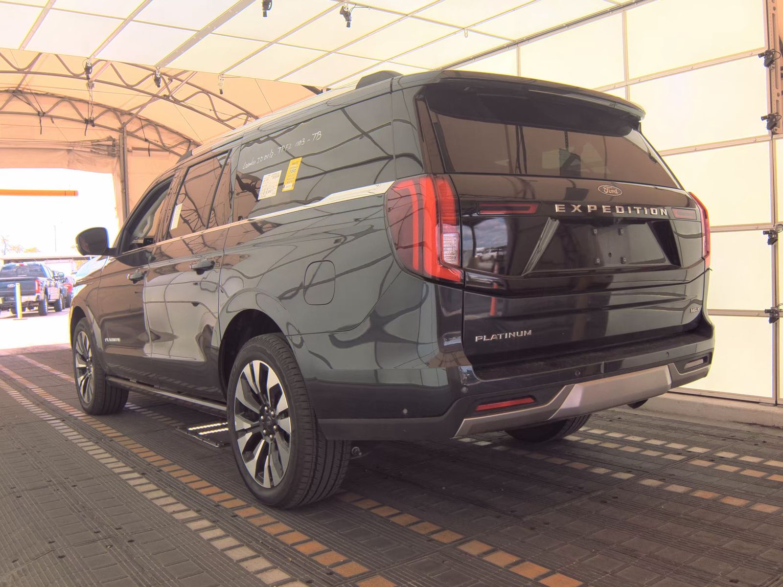 FORD EXPEDITION MAX - 9