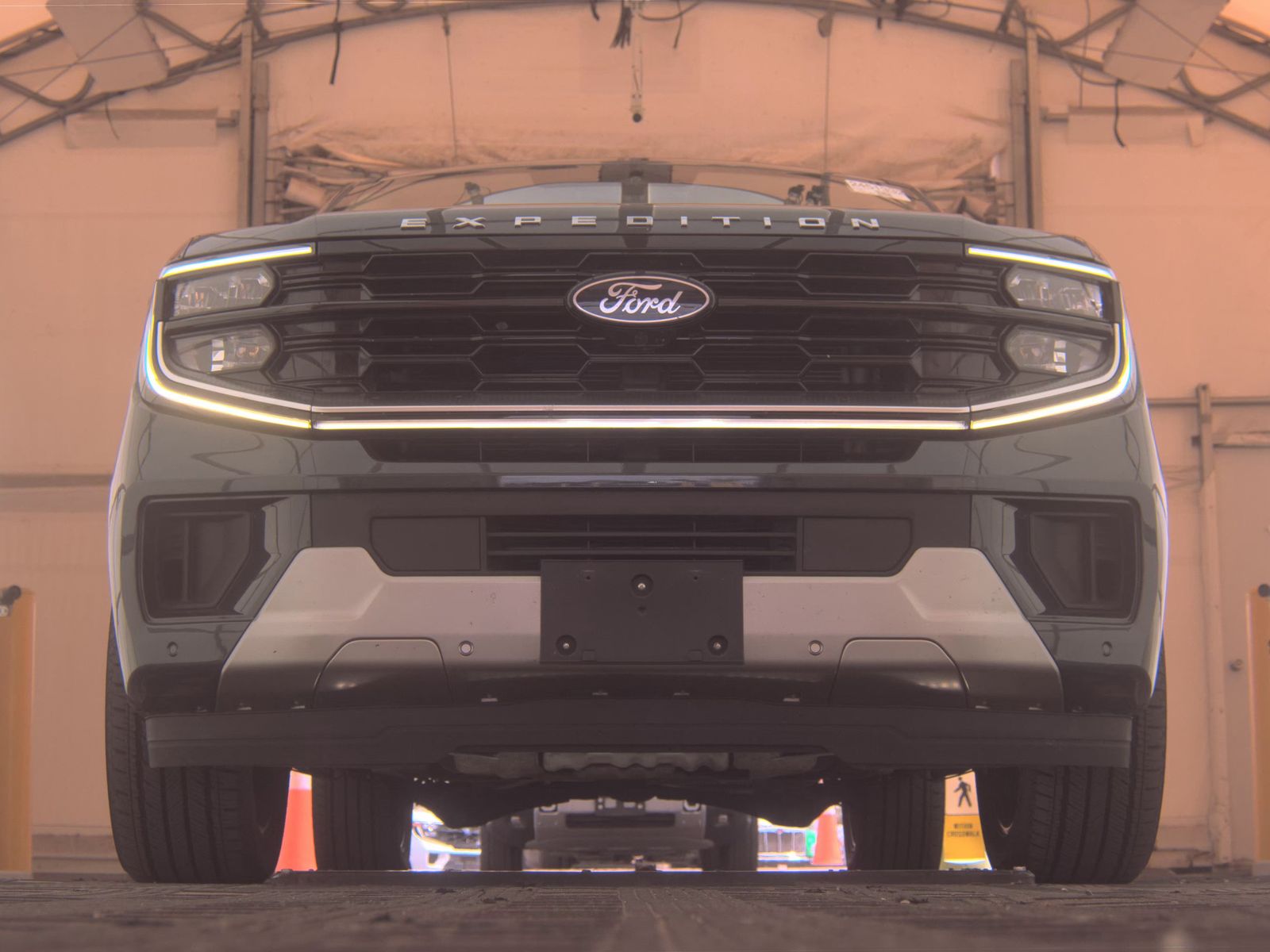 FORD EXPEDITION MAX - 4
