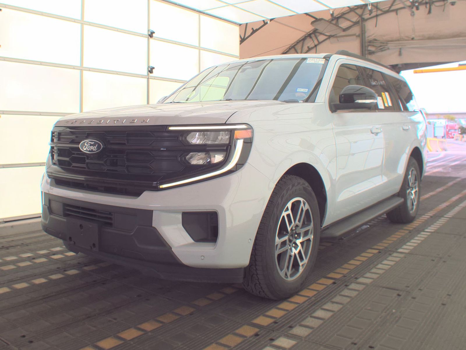 FORD EXPEDITION - 1