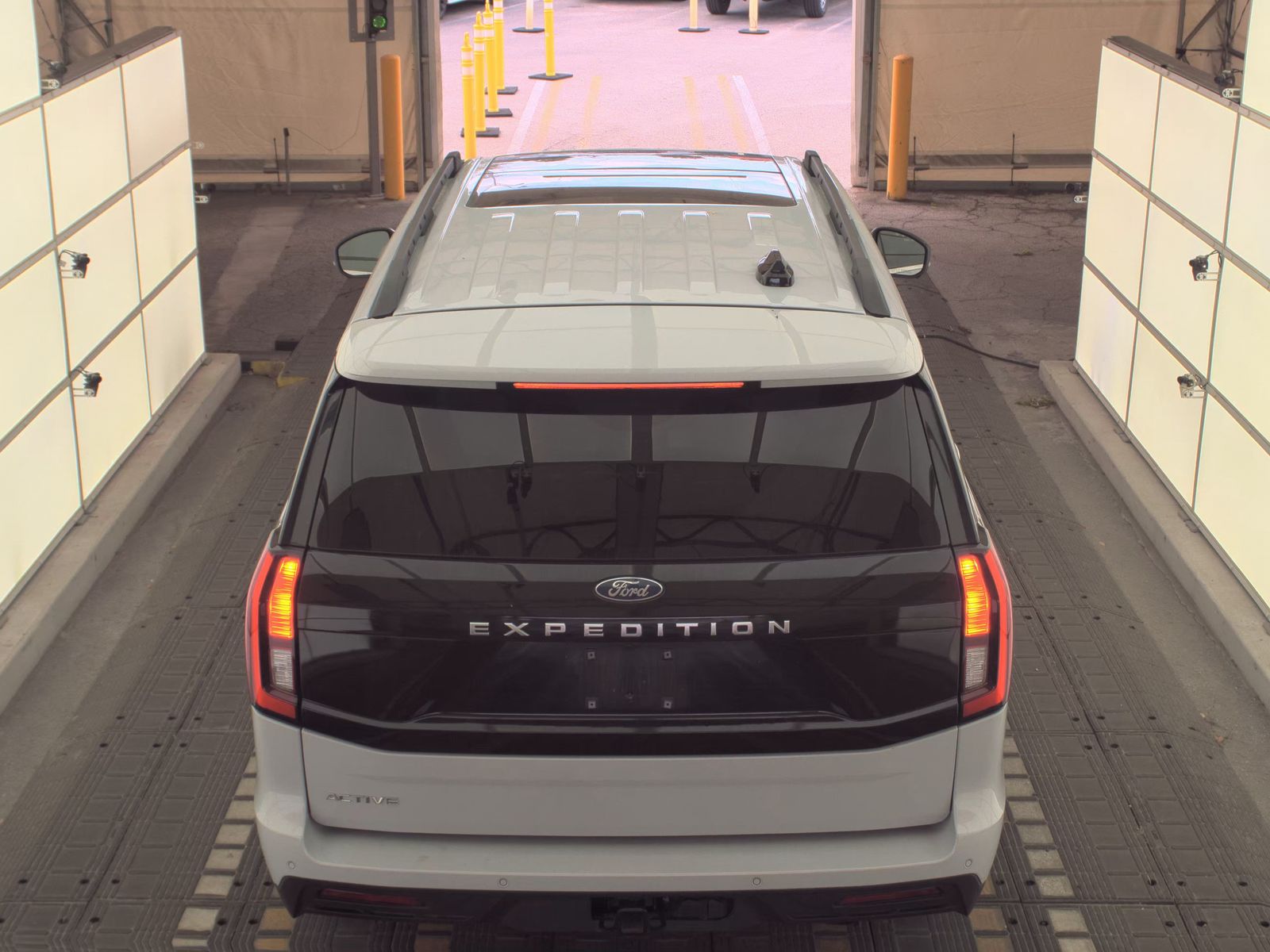 FORD EXPEDITION - 7