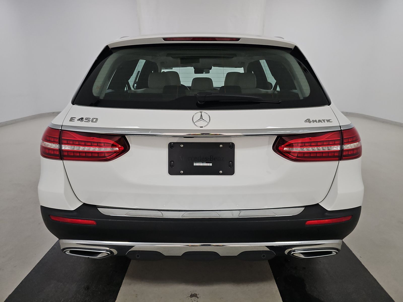 MERCEDES-BENZ E-CLASS - 6