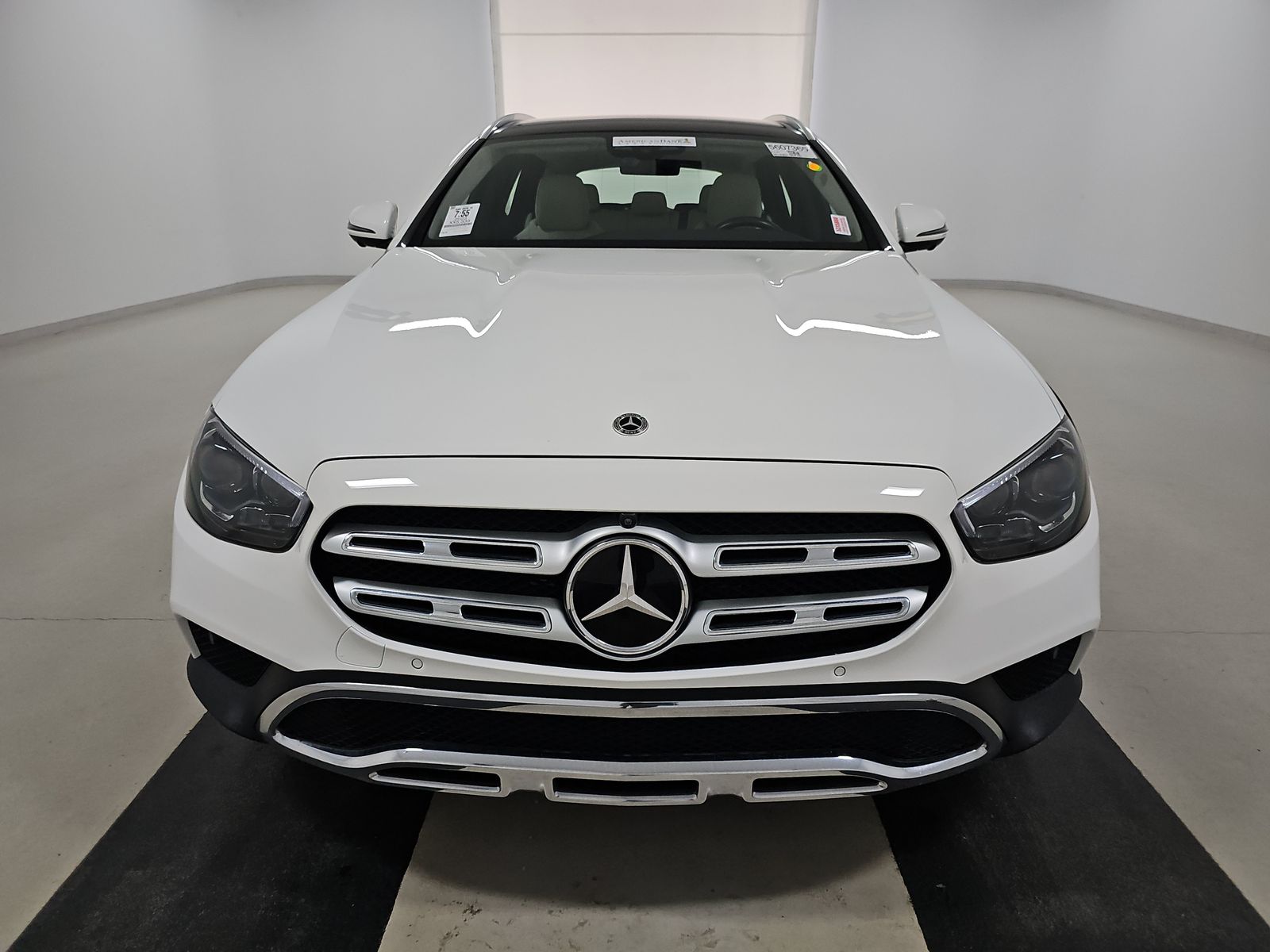 MERCEDES-BENZ E-CLASS - 3