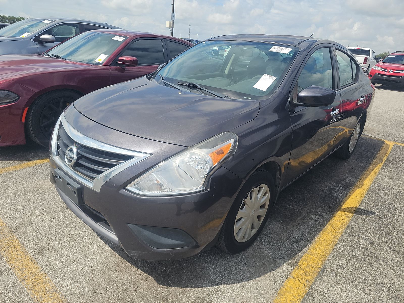 NISSAN VERSA - 1
