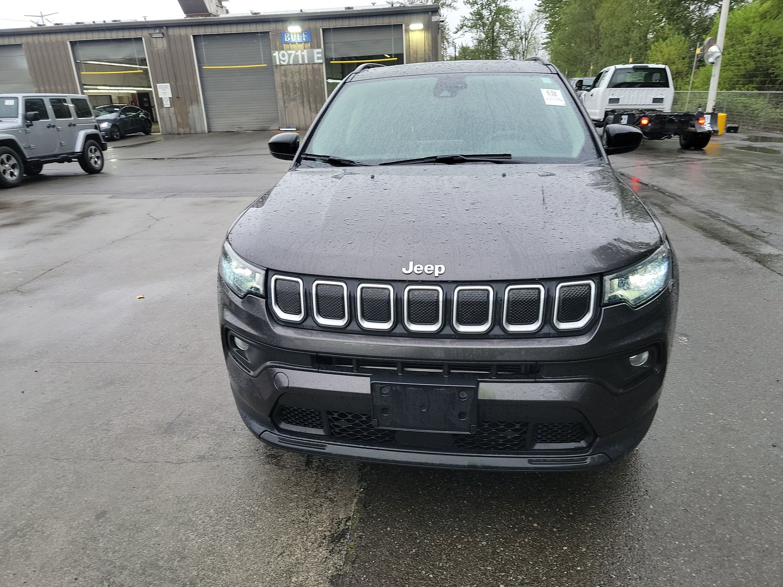 JEEP LATITUDE - 3