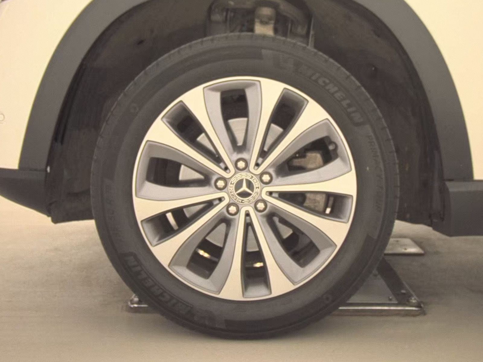 MERCEDES-BENZ GLE-CLASS - 10