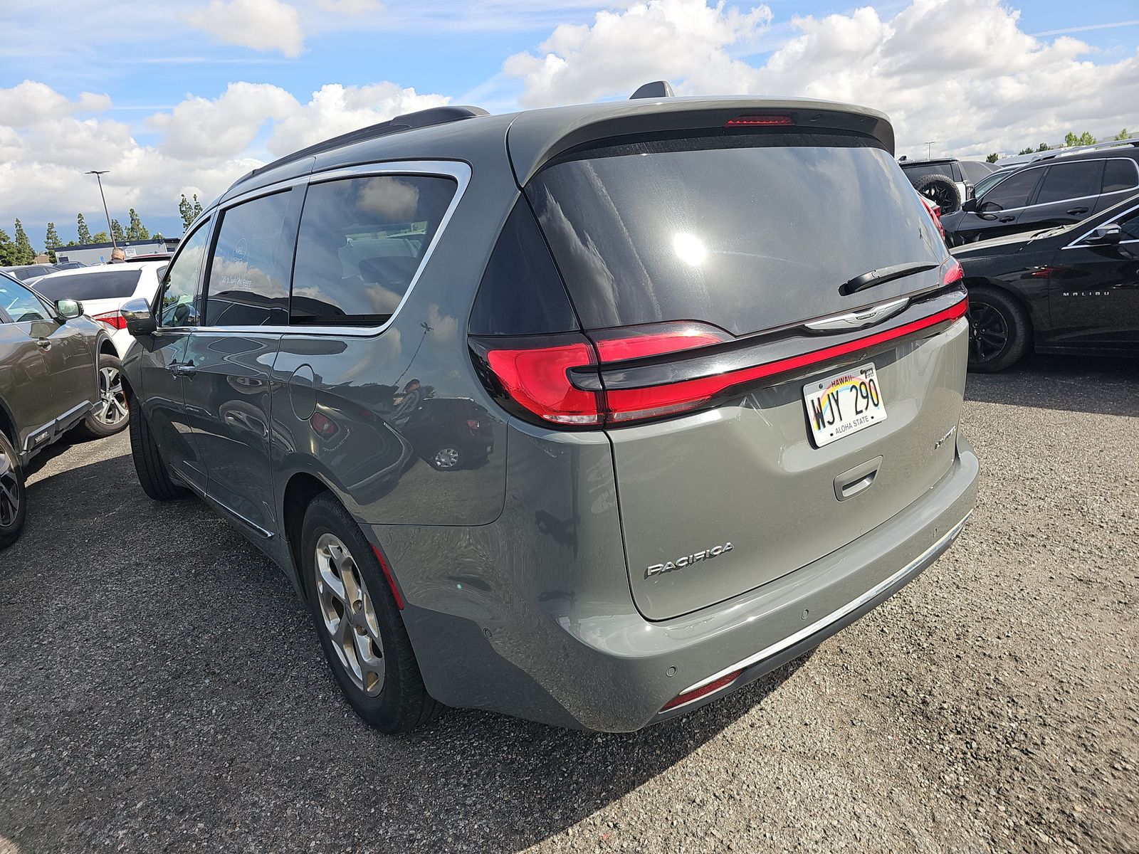 2022 Chrysler Pacifica Limited FWD