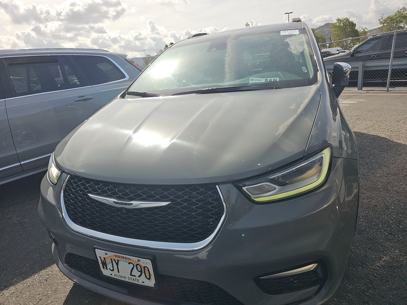 2022 Chrysler Pacifica Limited FWD
