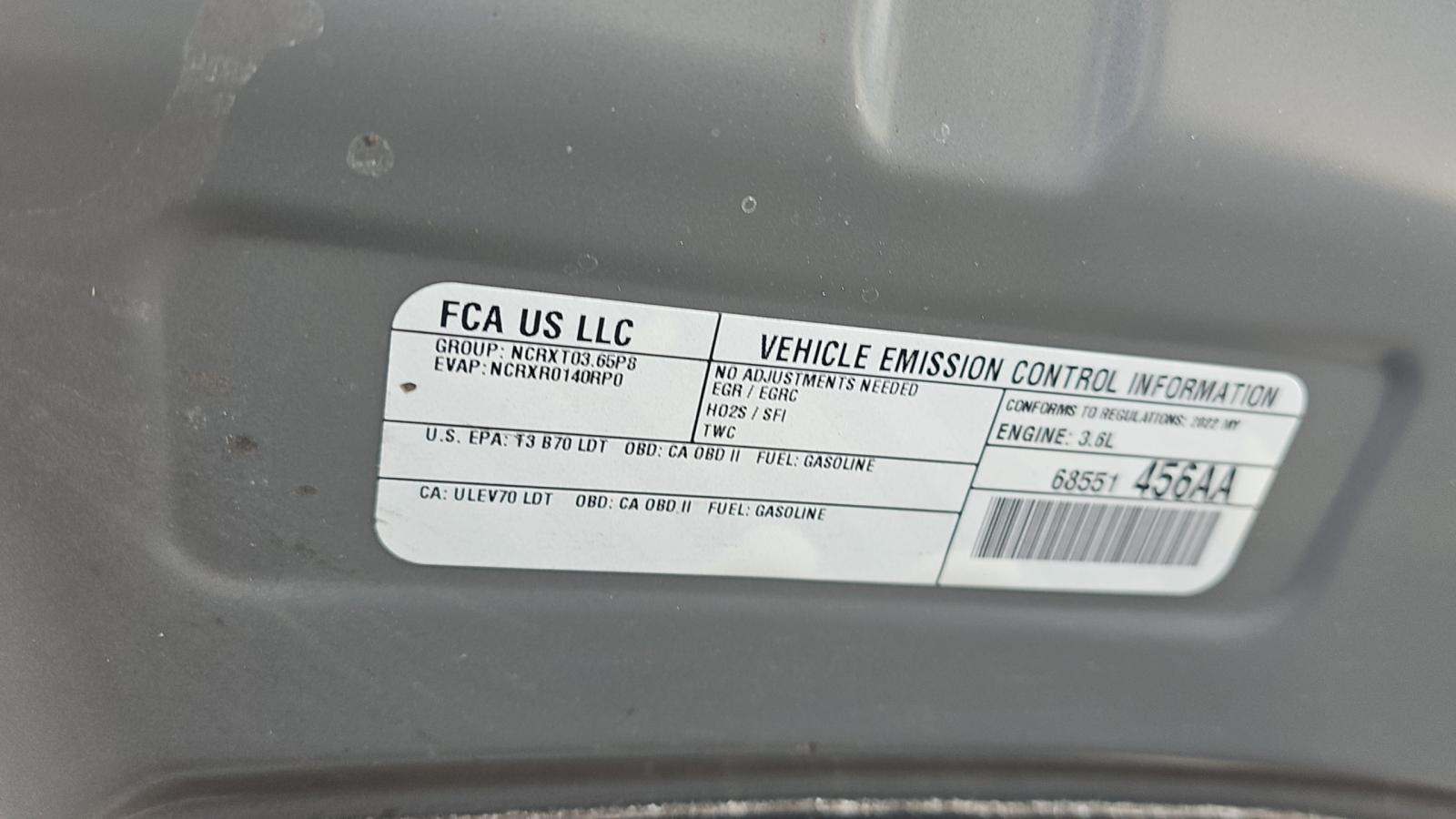 2022 Chrysler Pacifica Limited FWD