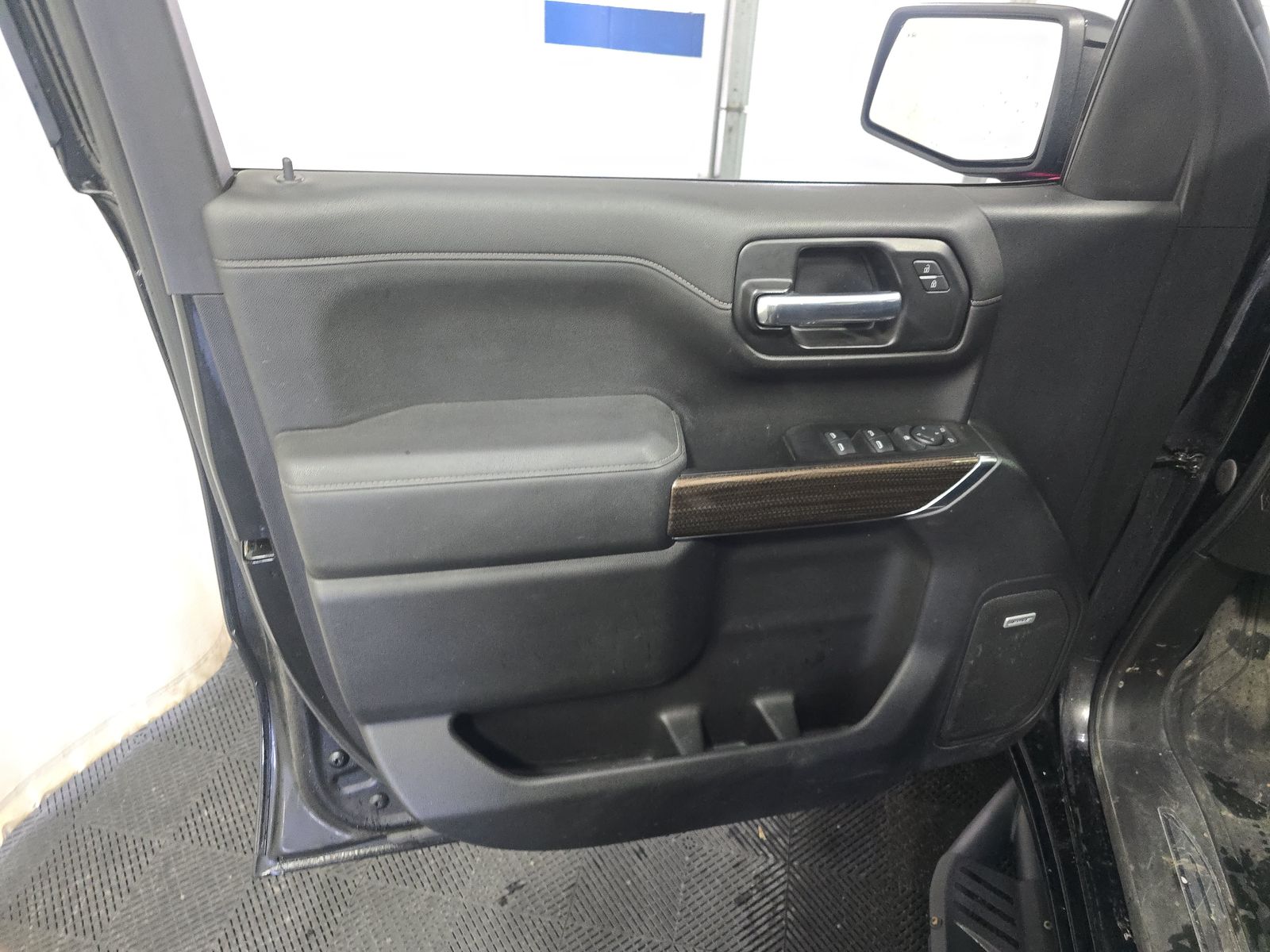 CHEVROLET LT TRL BOS - 10