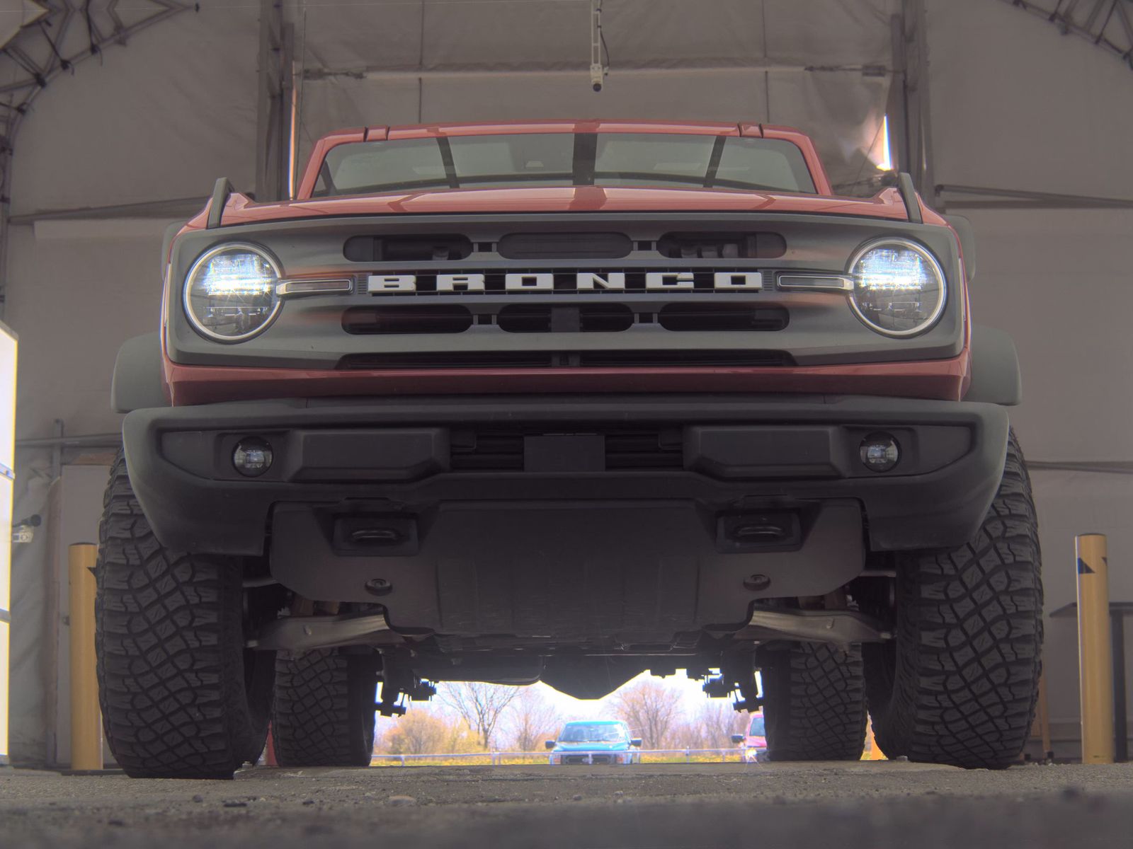 FORD BRONCO - 4