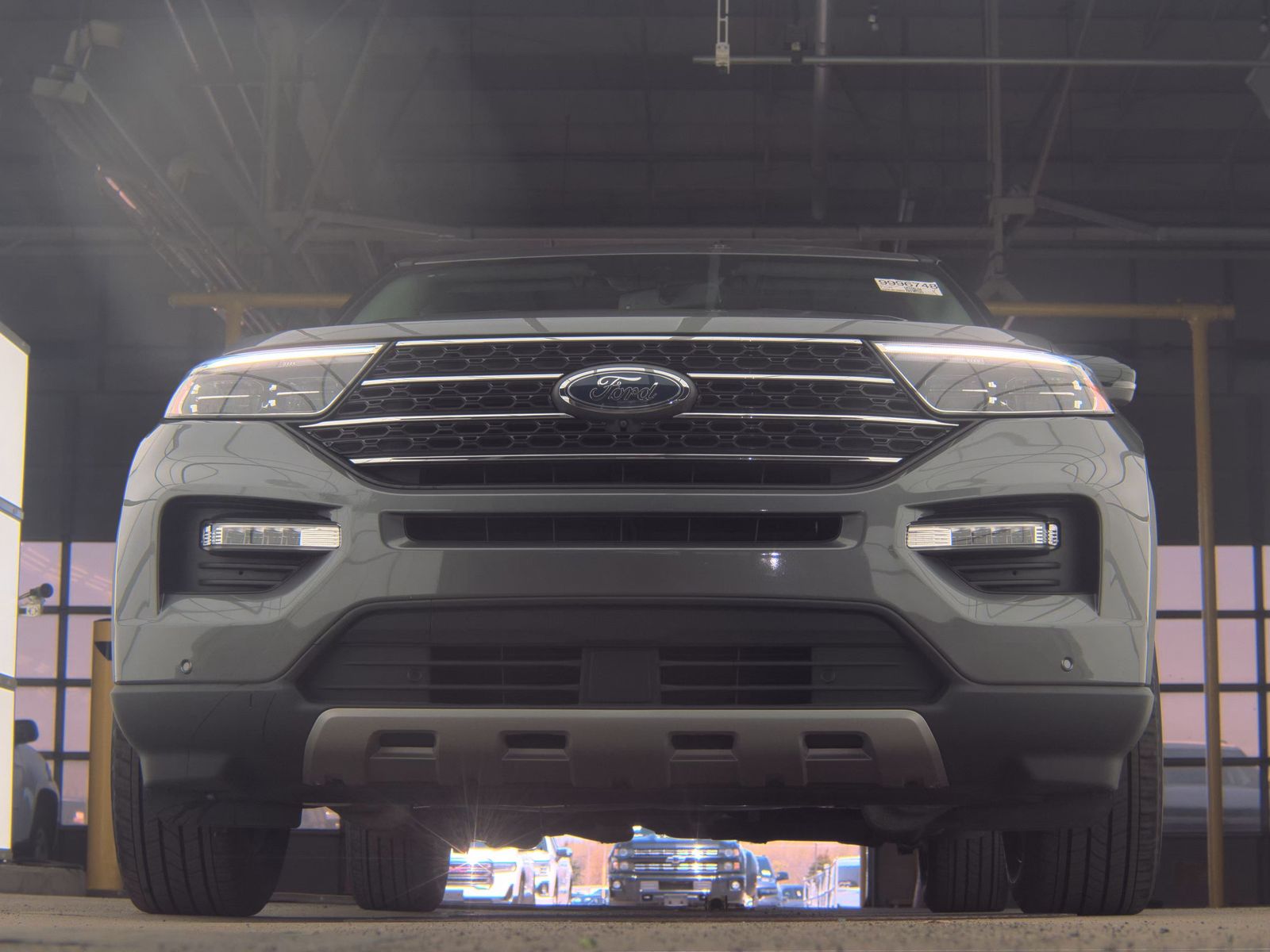 FORD EXPLORER - 4