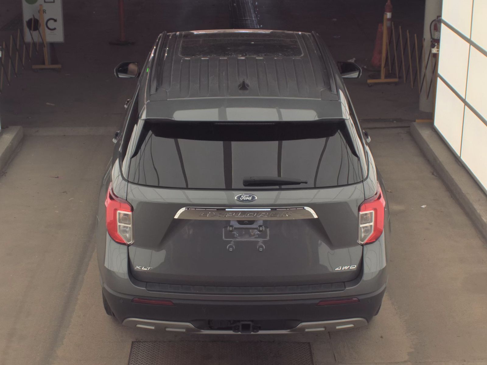 FORD EXPLORER - 7