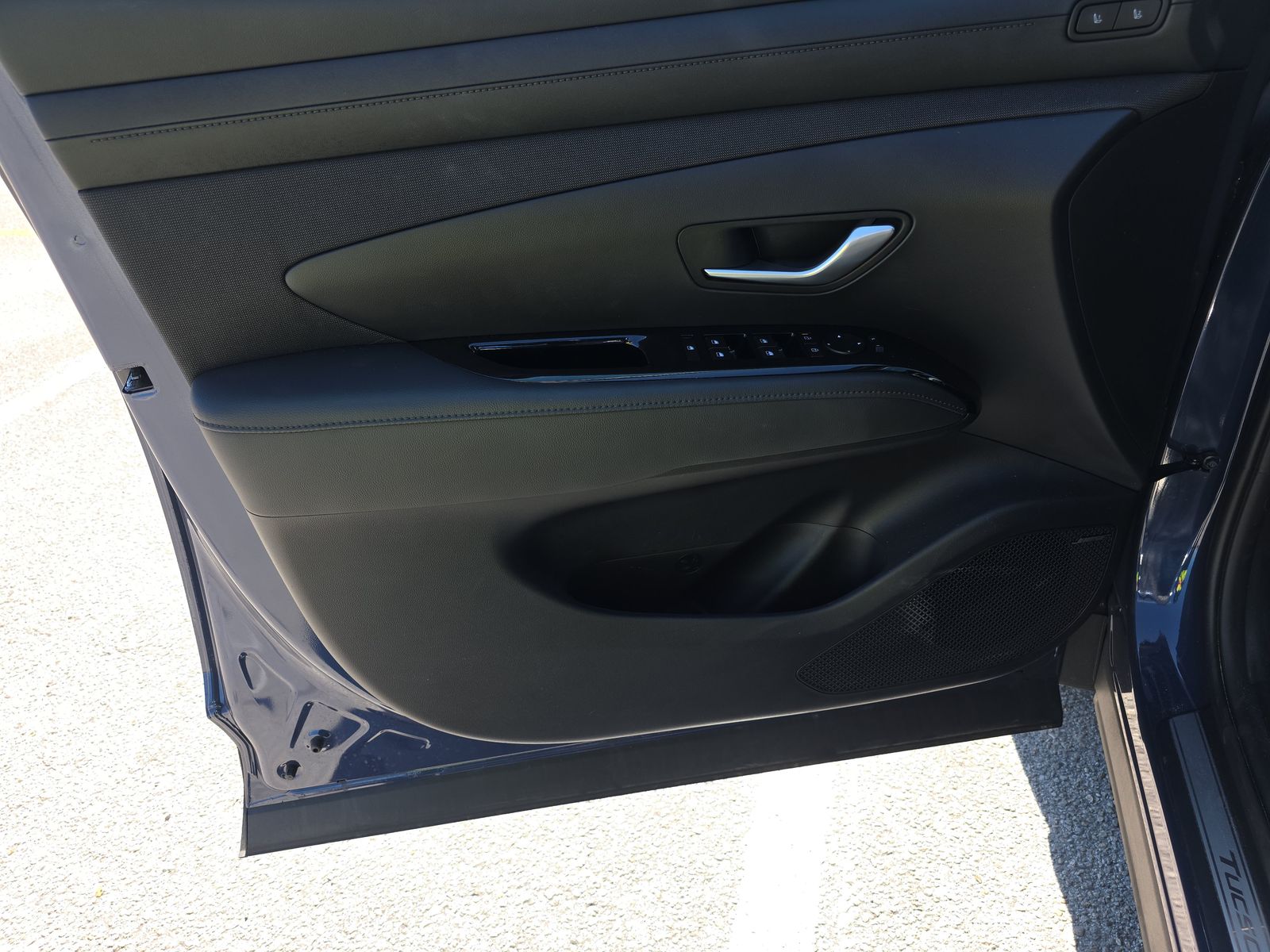 HYUNDAI LIMITED - 10