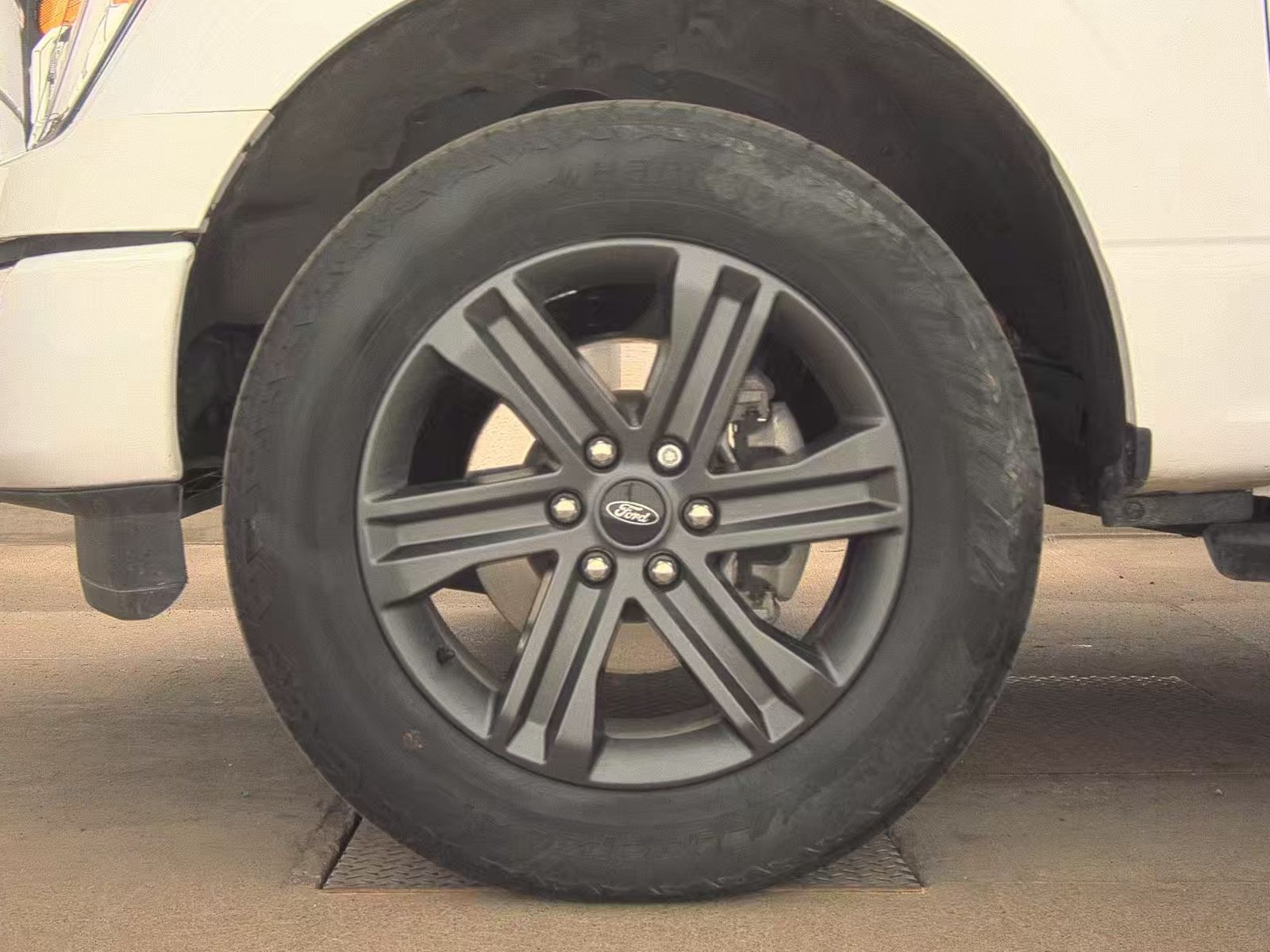 FORD F-150 - 10