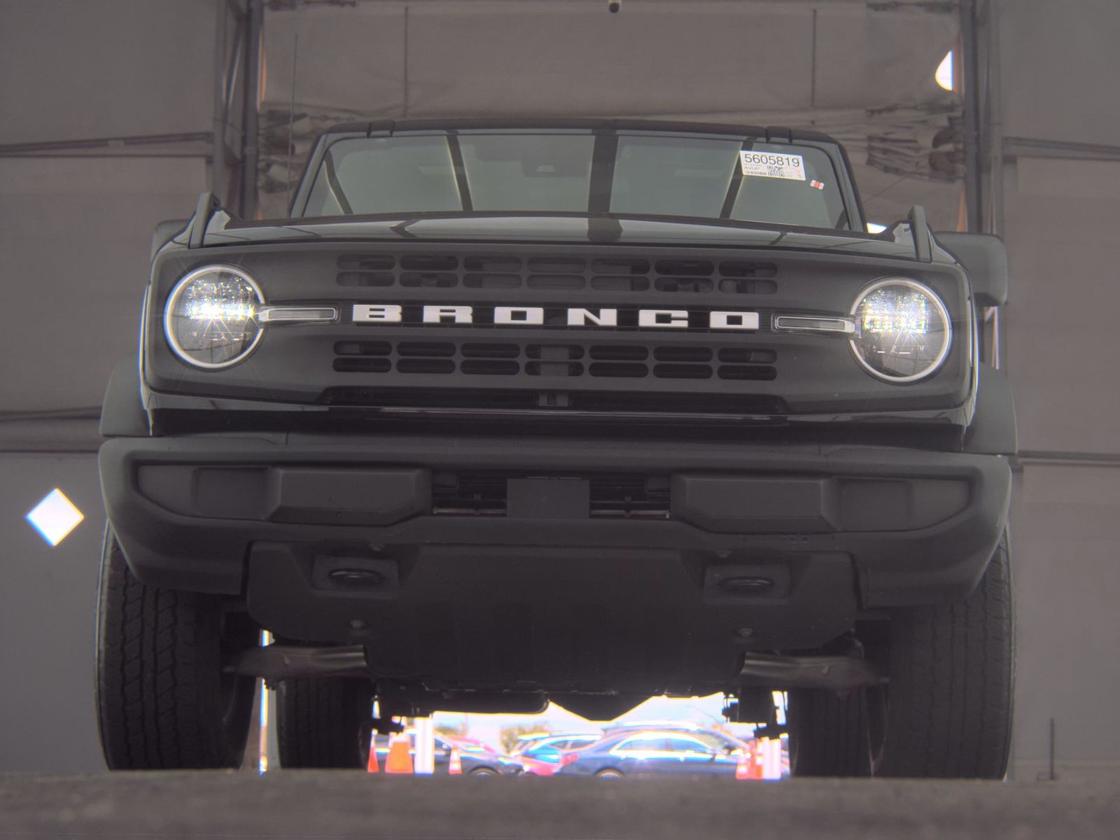 FORD BRONCO - 4