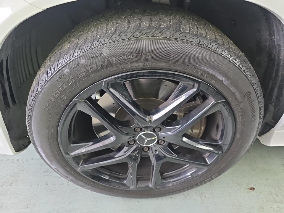 MERCEDES-BENZ GLE-CLASS - 9