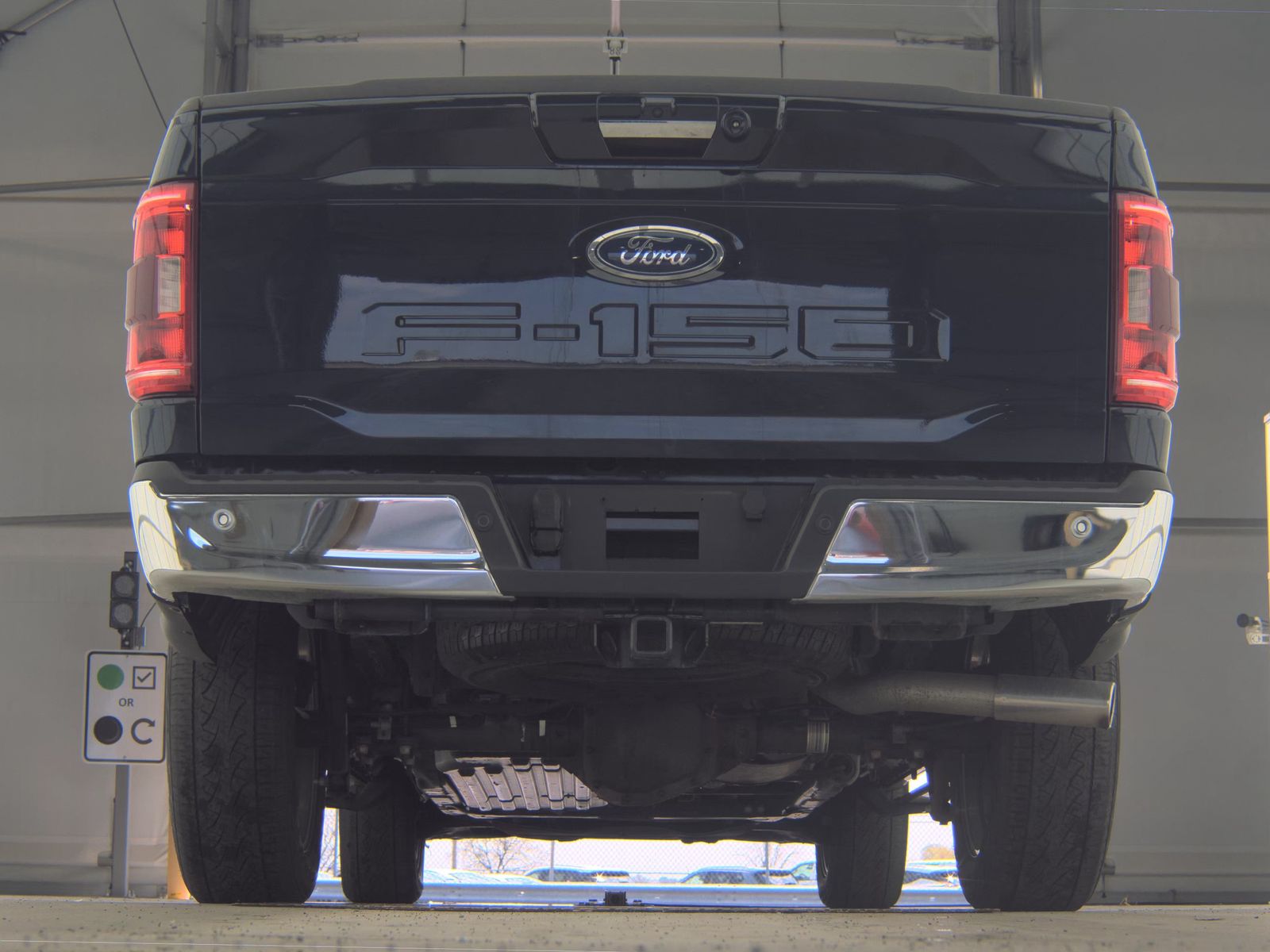 FORD F-150 - 8