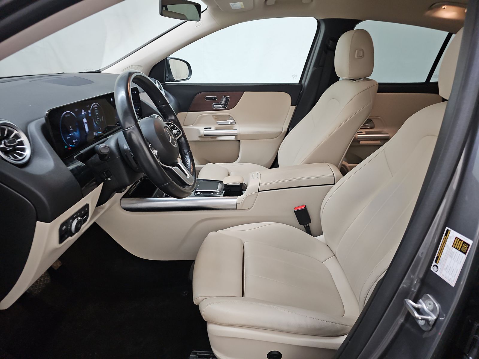 MERCEDES-BENZ GLA-CLASS - 8