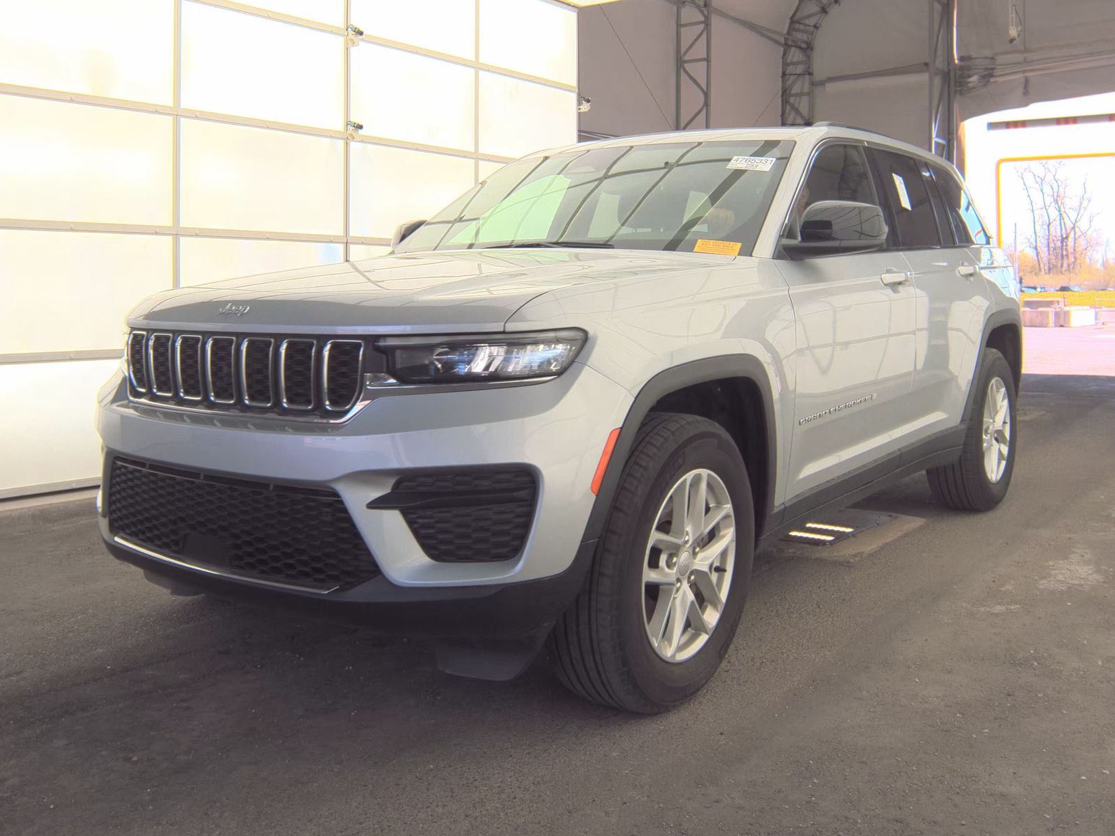 JEEP GRAND CHEROKEE - 1
