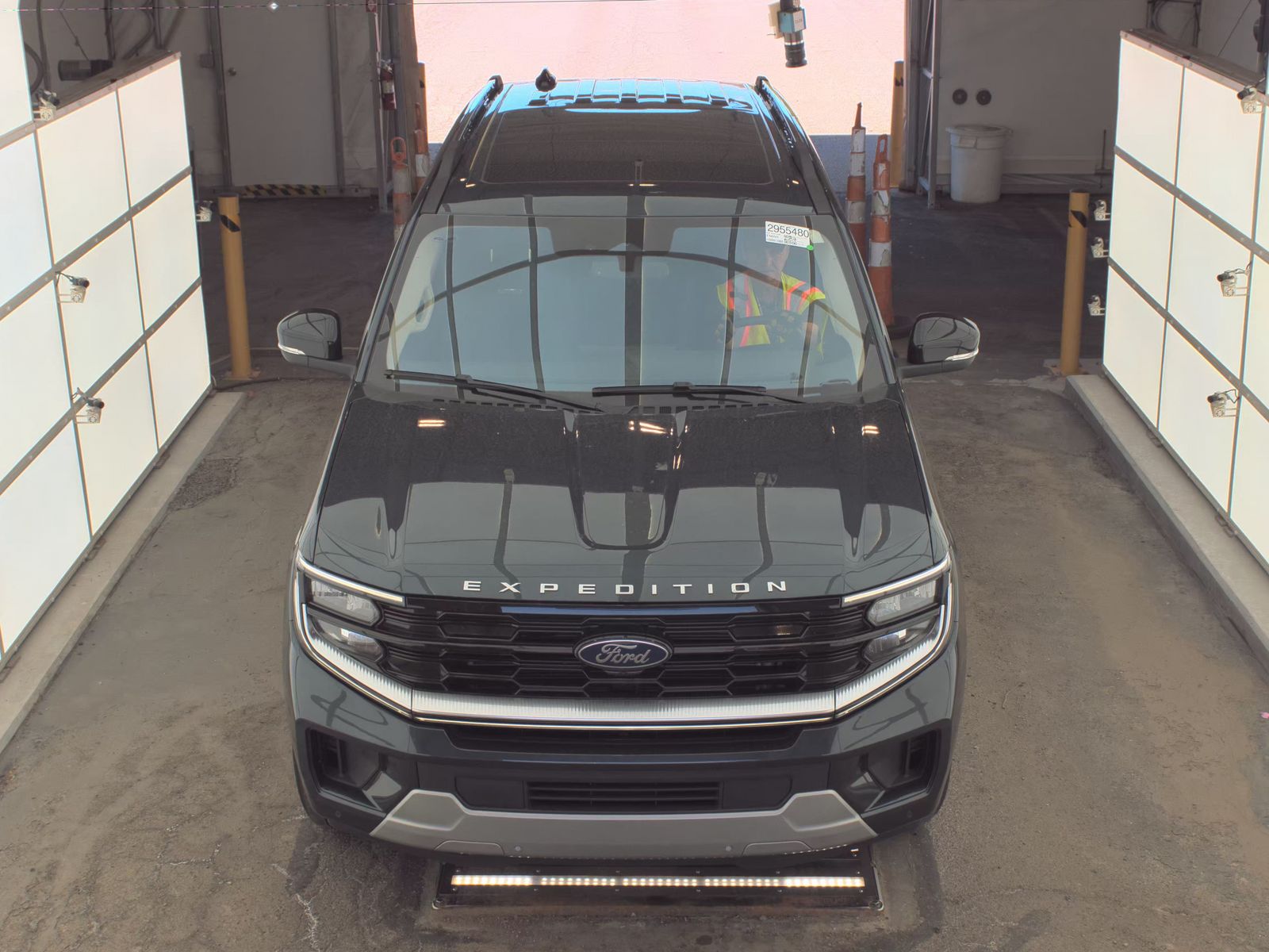 FORD EXPEDITION - 3
