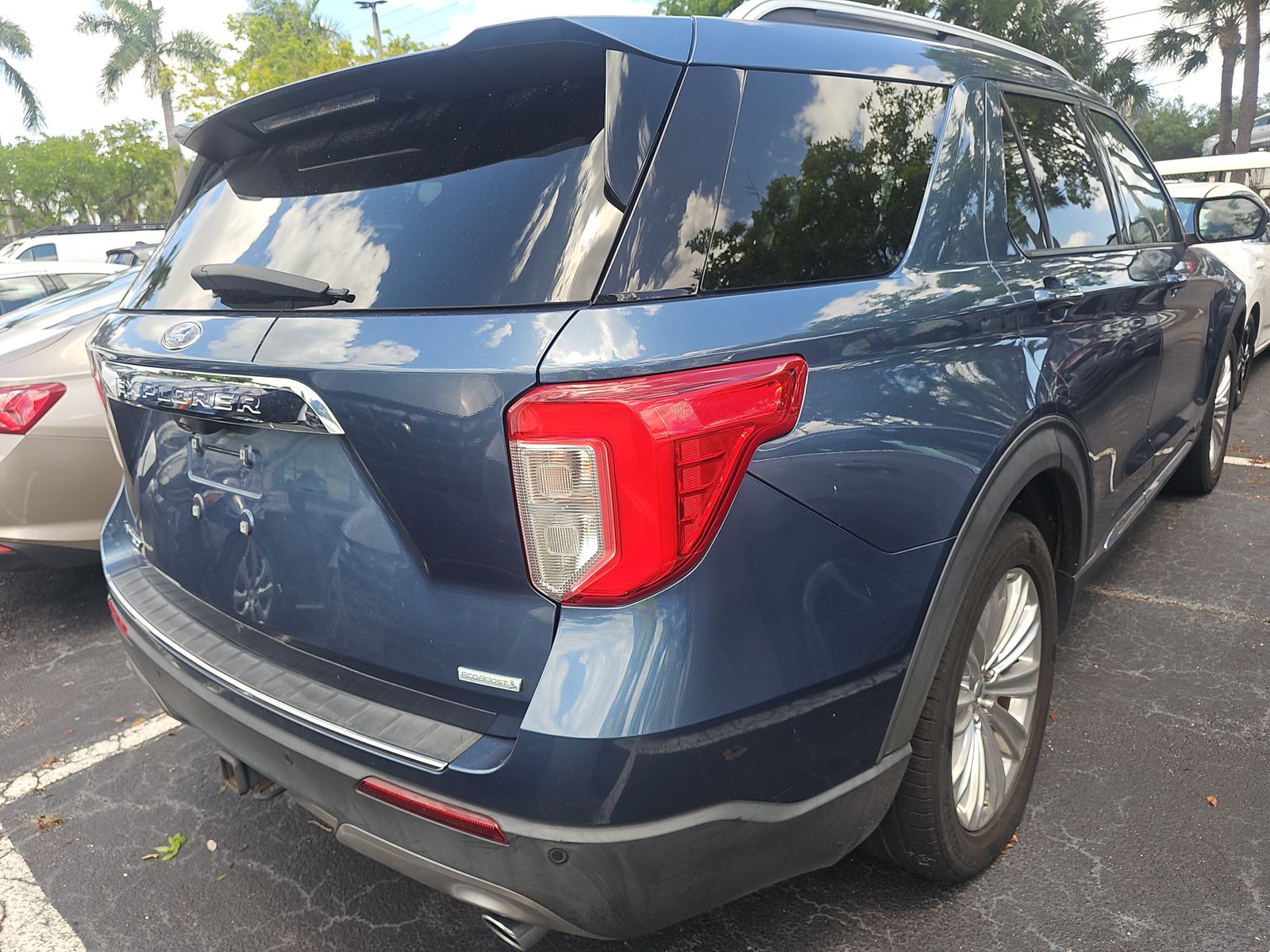 FORD EXPLORER - 5
