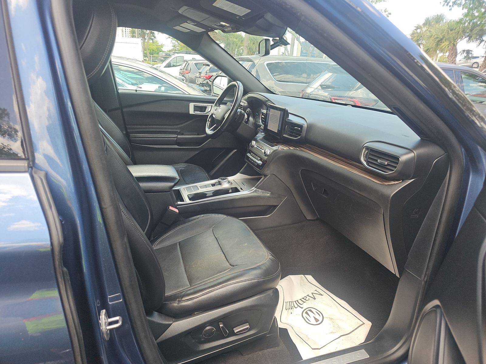 FORD EXPLORER - 9